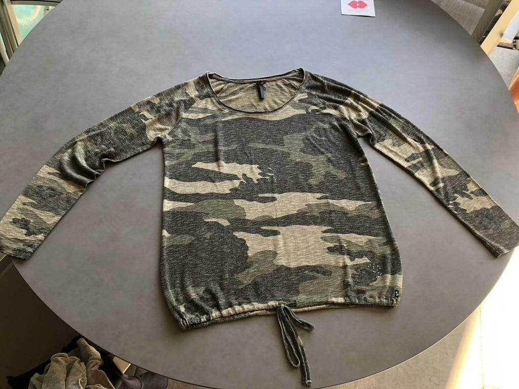 Groene Key Largo camouflage top, maat L, Kleding | Dames, Verzenden, Maat 42/44 (L), Lange mouw, Key Largo