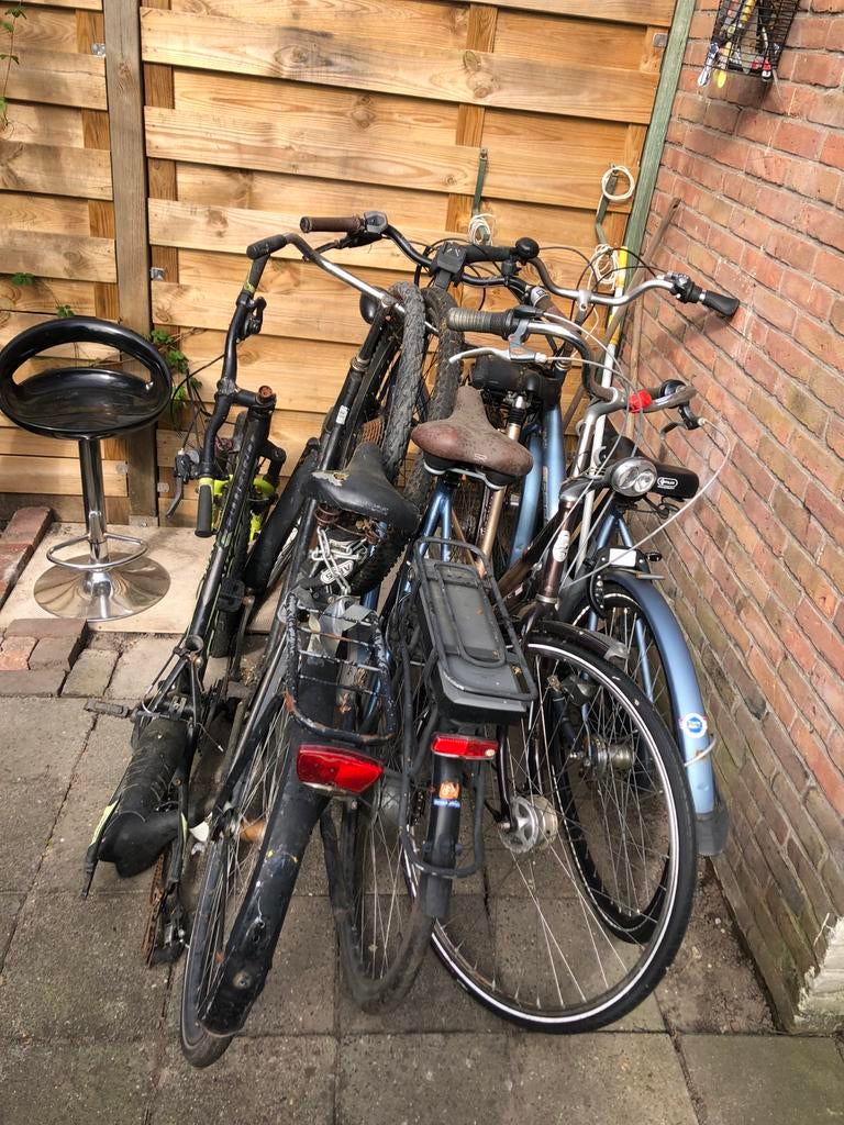 Partij gebruikte fietsen - opknappers of onderdelen, Ophalen, Gebruikt