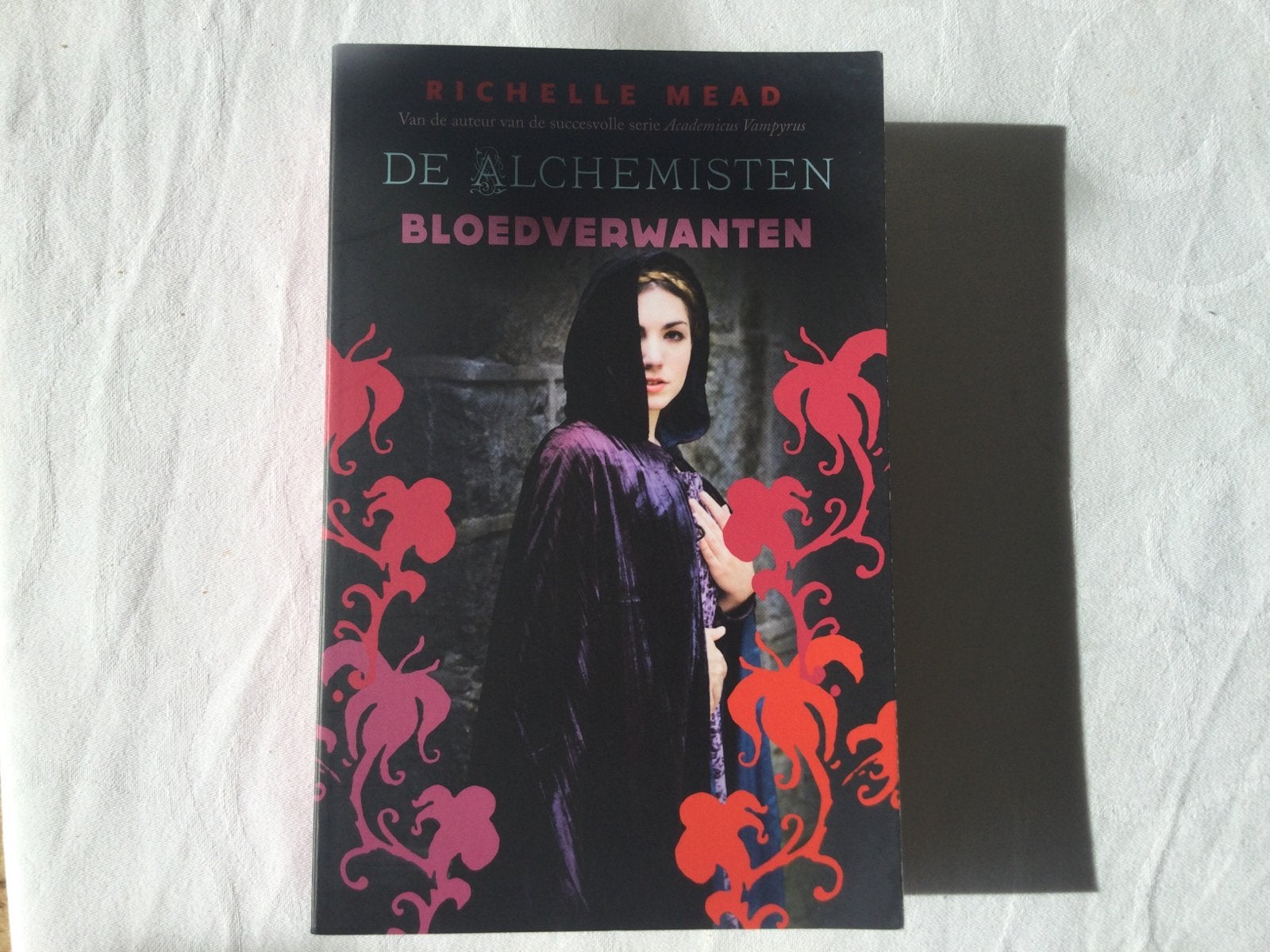 Richelle Mead, De Alchemisten/Bloedverwanten, Ophalen of Verzenden, Nieuw