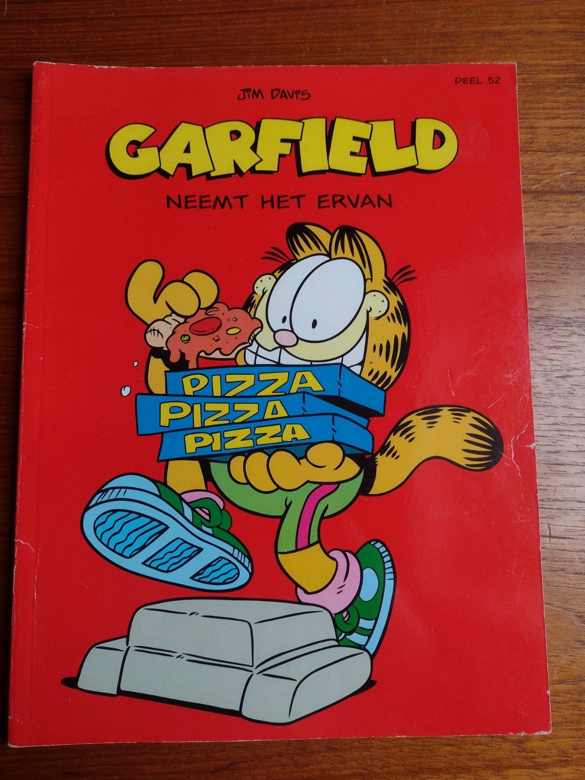 Garfield: Neemt het ervan - Deel 52, Eén stripboek, Ophalen of Verzenden, Gelezen, Jim Davis