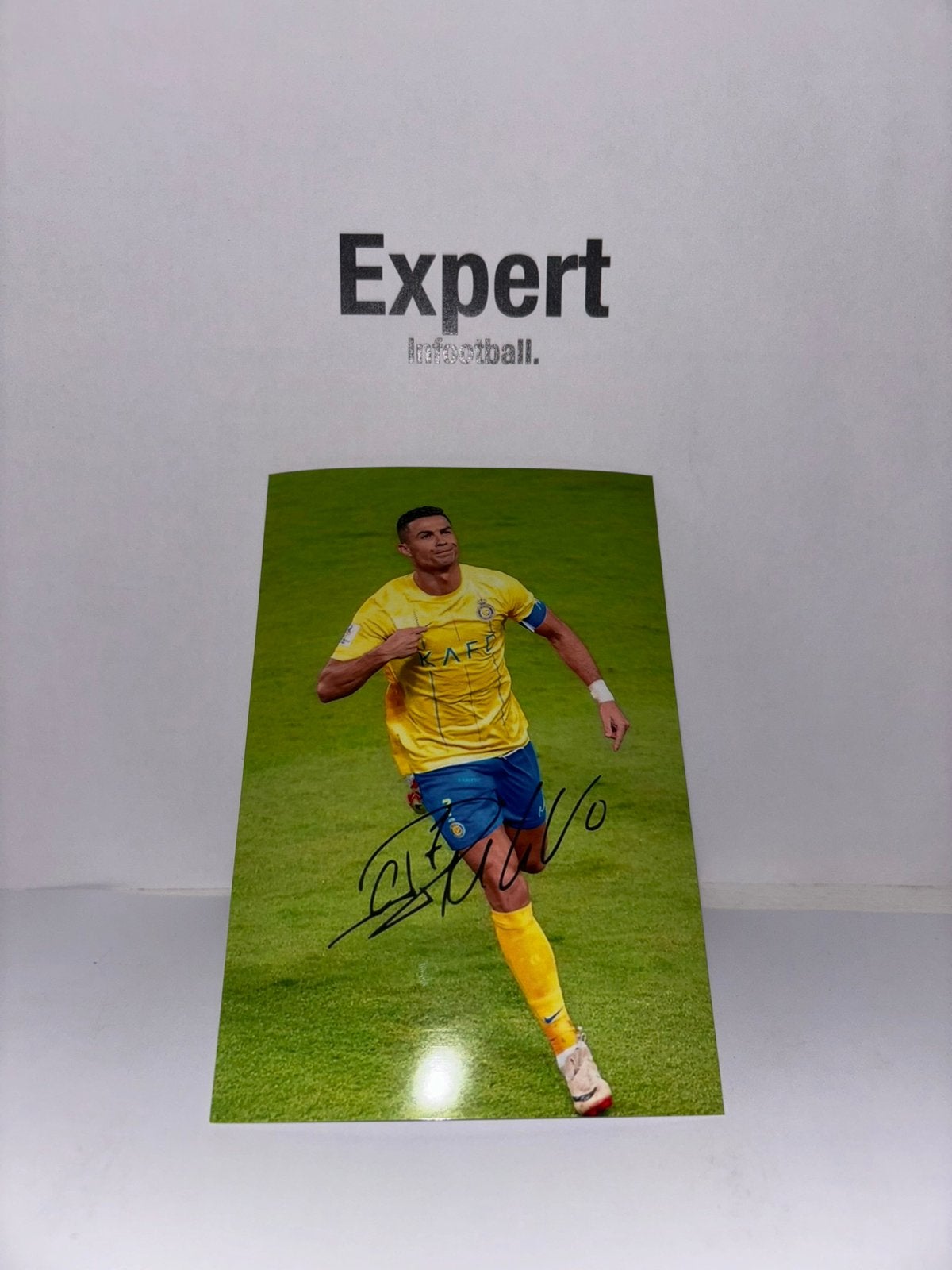 Ronaldo gesigneerde foto - Al nassr, Ophalen of Verzenden, Nieuw, Buitenlandse clubs, Spelerskaart