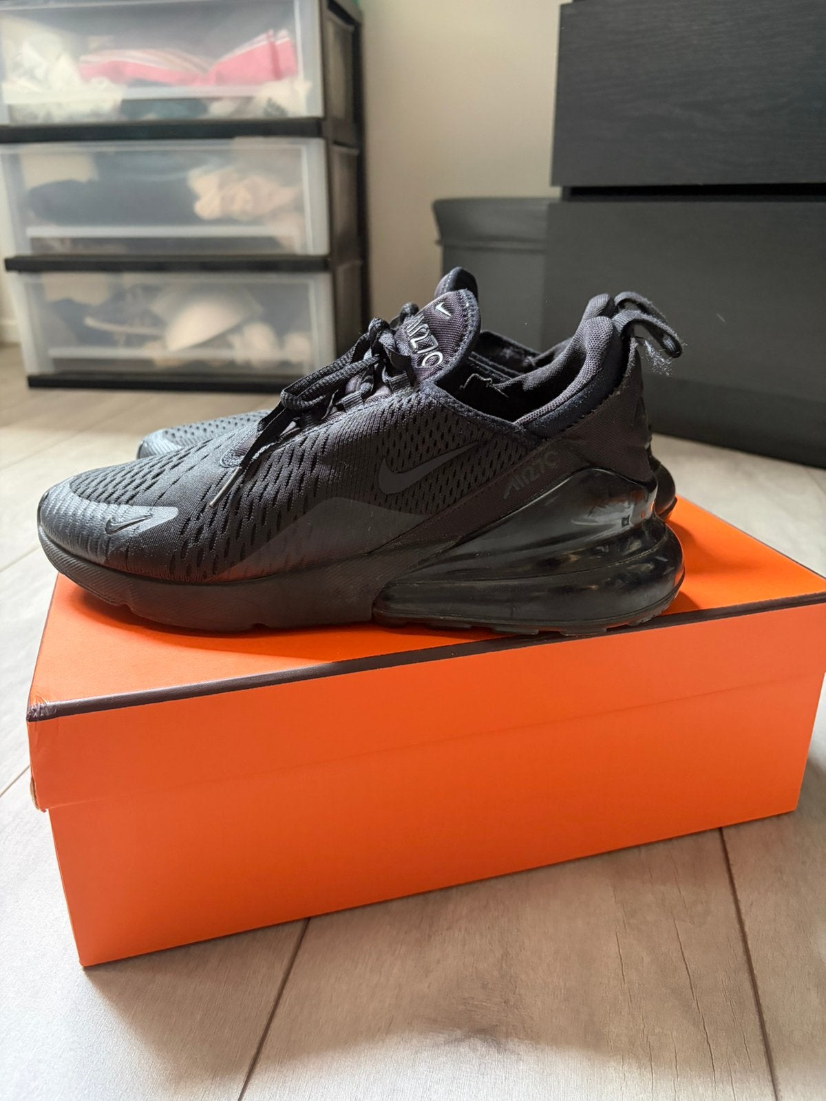Nike air max 270 maat 42, Ophalen of Verzenden, Zo goed als nieuw, Zwart