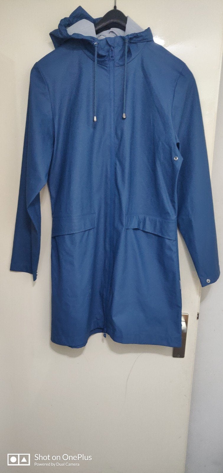 Rains regenjas blauw XS/S - Zo goed als nieuw, Rains, Blauw, Ophalen of Verzenden, Zo goed als nieuw