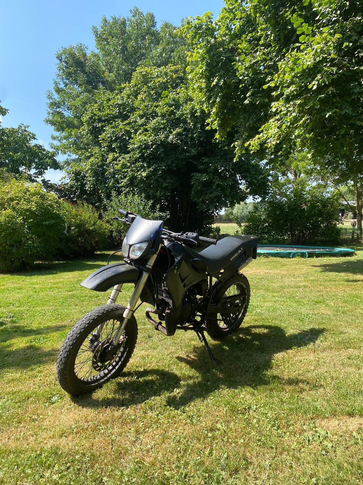 Te koop leuke Rieju MRX, Ophalen, Gebruikt, Maximaal 45 km/u