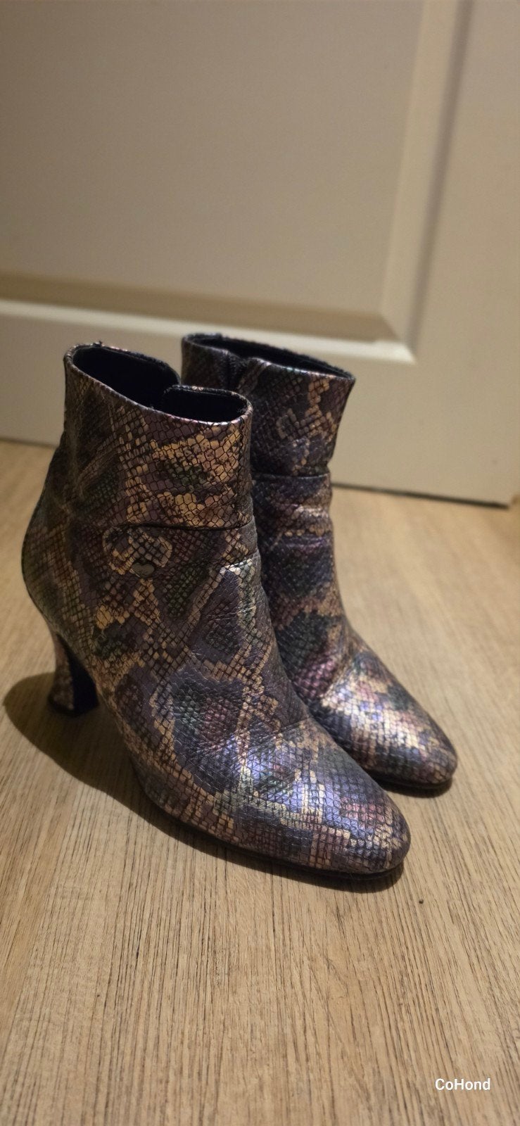 Floris van Bommel KATJA Enkellaars multi snake - Maat 39, Kleding | Dames, Schoenen, Ophalen, Overige kleuren, Floris van Bommel