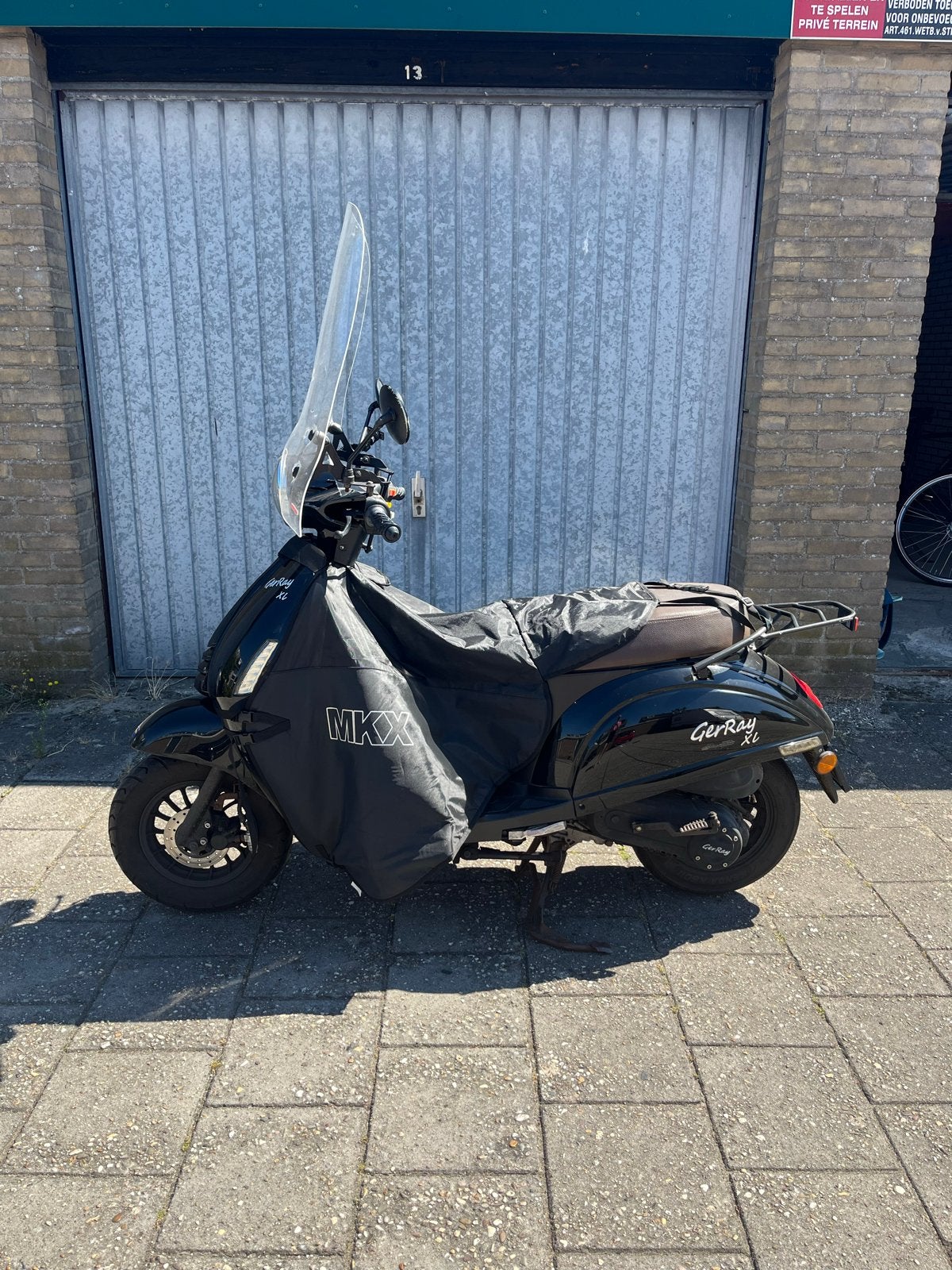 GerRay XL Scooter - Zwart, Goed Onderhouden, Fietsen en Brommers, Snorfietsen en Snorscooters, Ophalen, Gebruikt, Benzine, Overige merken