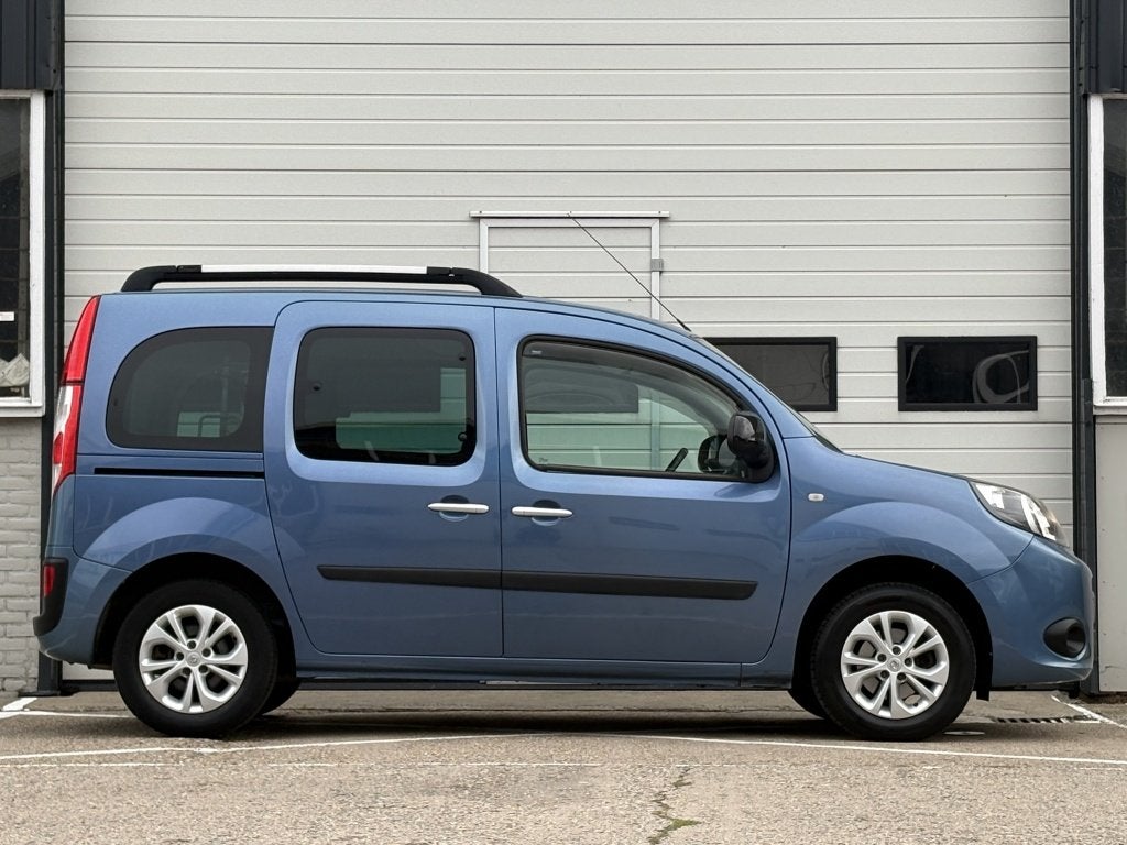 Renault Kangoo Family 1.2 TCe Limited S&S Airco | LM Velgen, Auto's, Stof, Gebruikt, 4 cilinders, Blauw