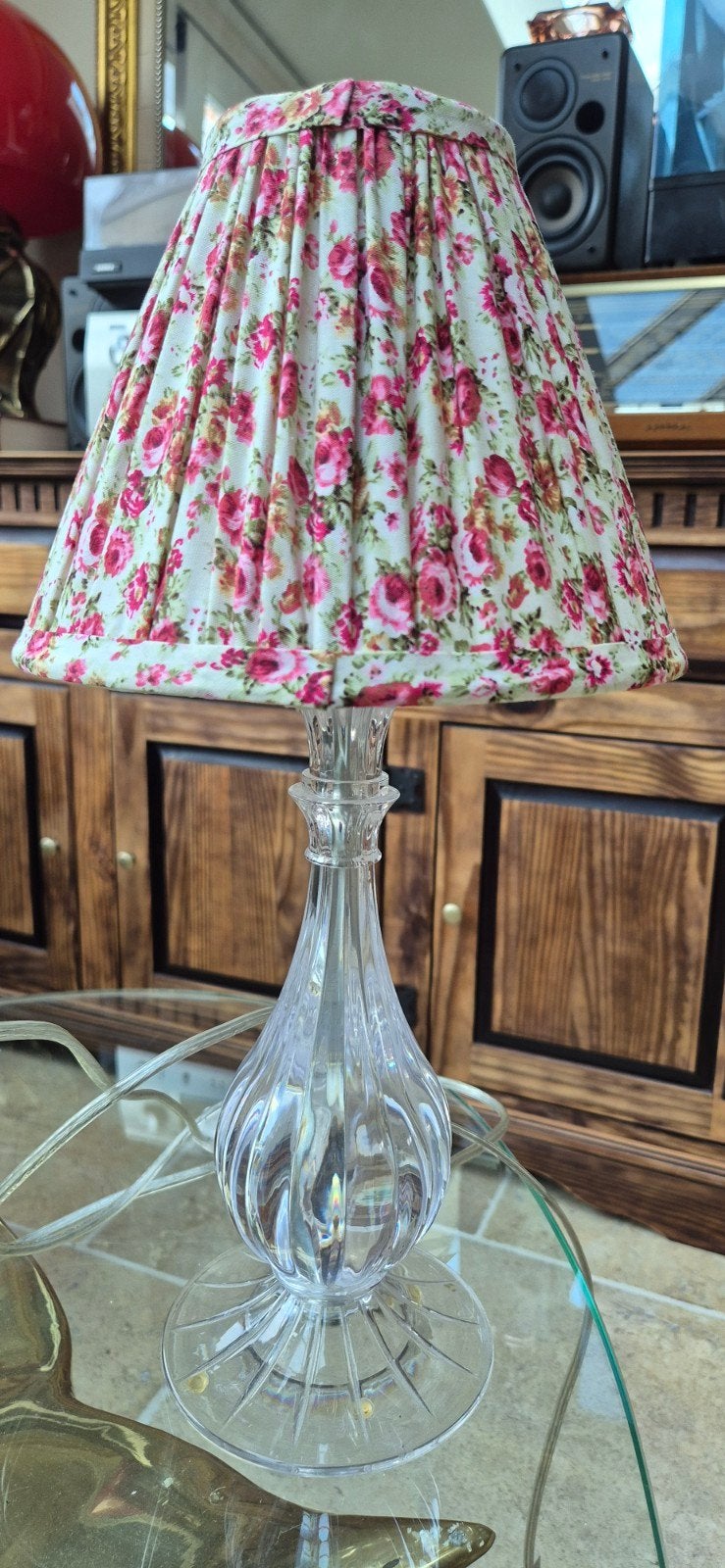 Charmant tafellampje met bloemenpatroon, Ophalen of Verzenden