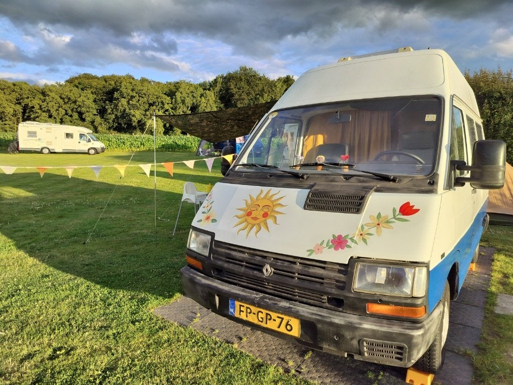 Renault Trafic 1992 Benzine bus camper kampeerbusje kamperen, Auto's, Renault, 13 km/l, Overige carrosserieën, Origineel Nederlands