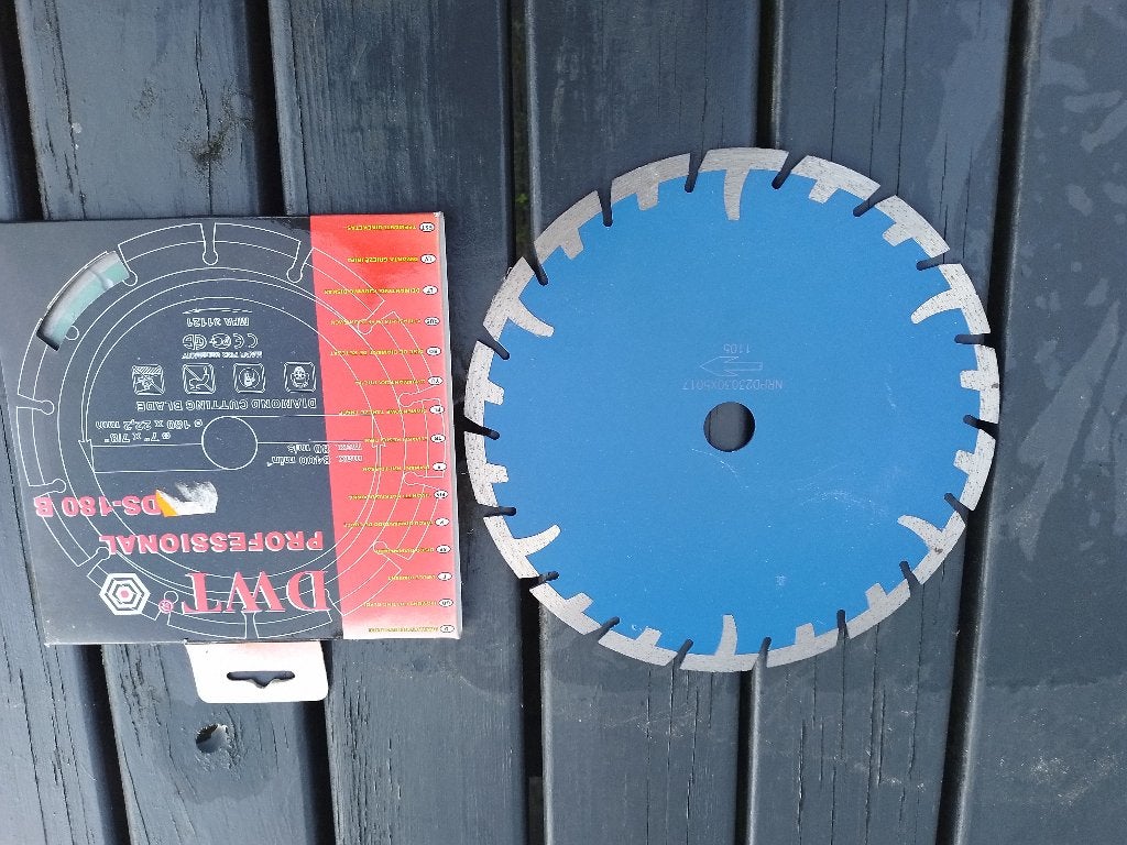 Slijpschijf 180mm of 230mm beton/steen diamantschijf Widia, Ophalen of Verzenden, Nieuw, Minder dan 700 watt, Haakse handslijpmachine