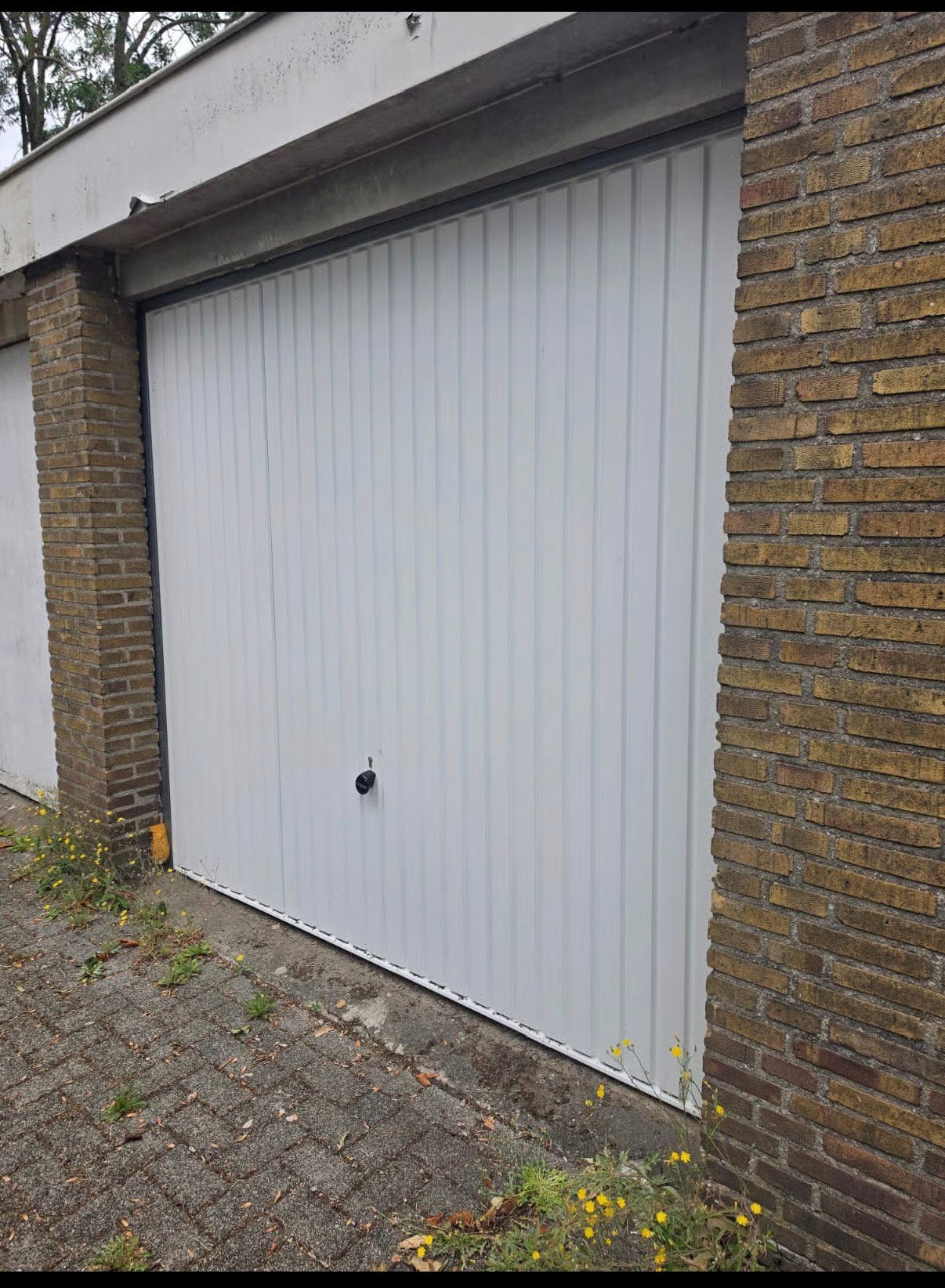 Te huur garage te IJsselmonde Rotterdam, Rotterdam