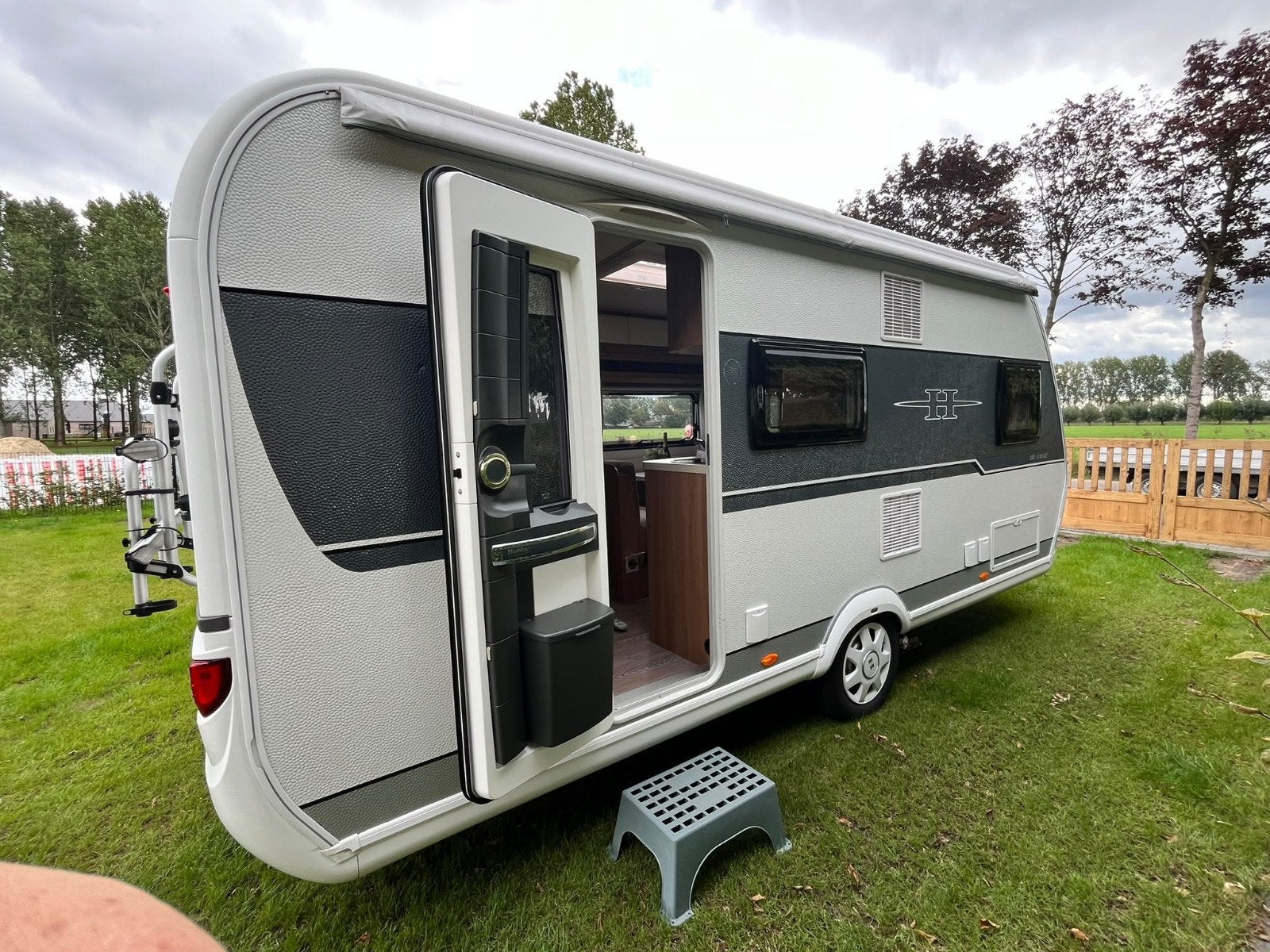 hobby 490 kmf 2020, Hobby, Particulier, 4 tot 5 meter, 1000 - 1250 kg