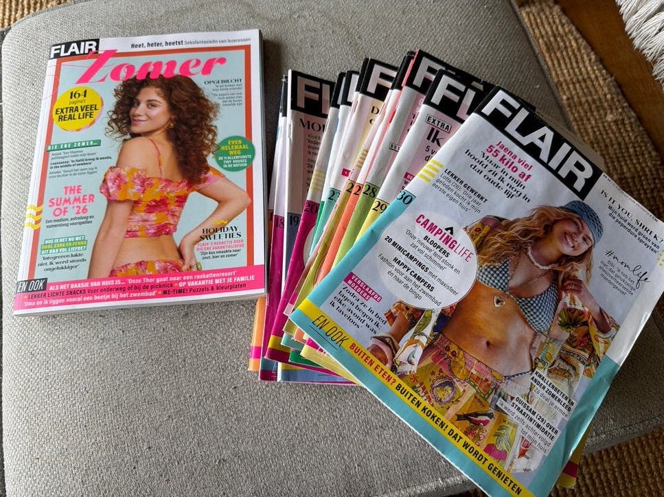 Flair tijdschriften 2026  + zomerboek, Ophalen of Verzenden, Gelezen, Damesbladen