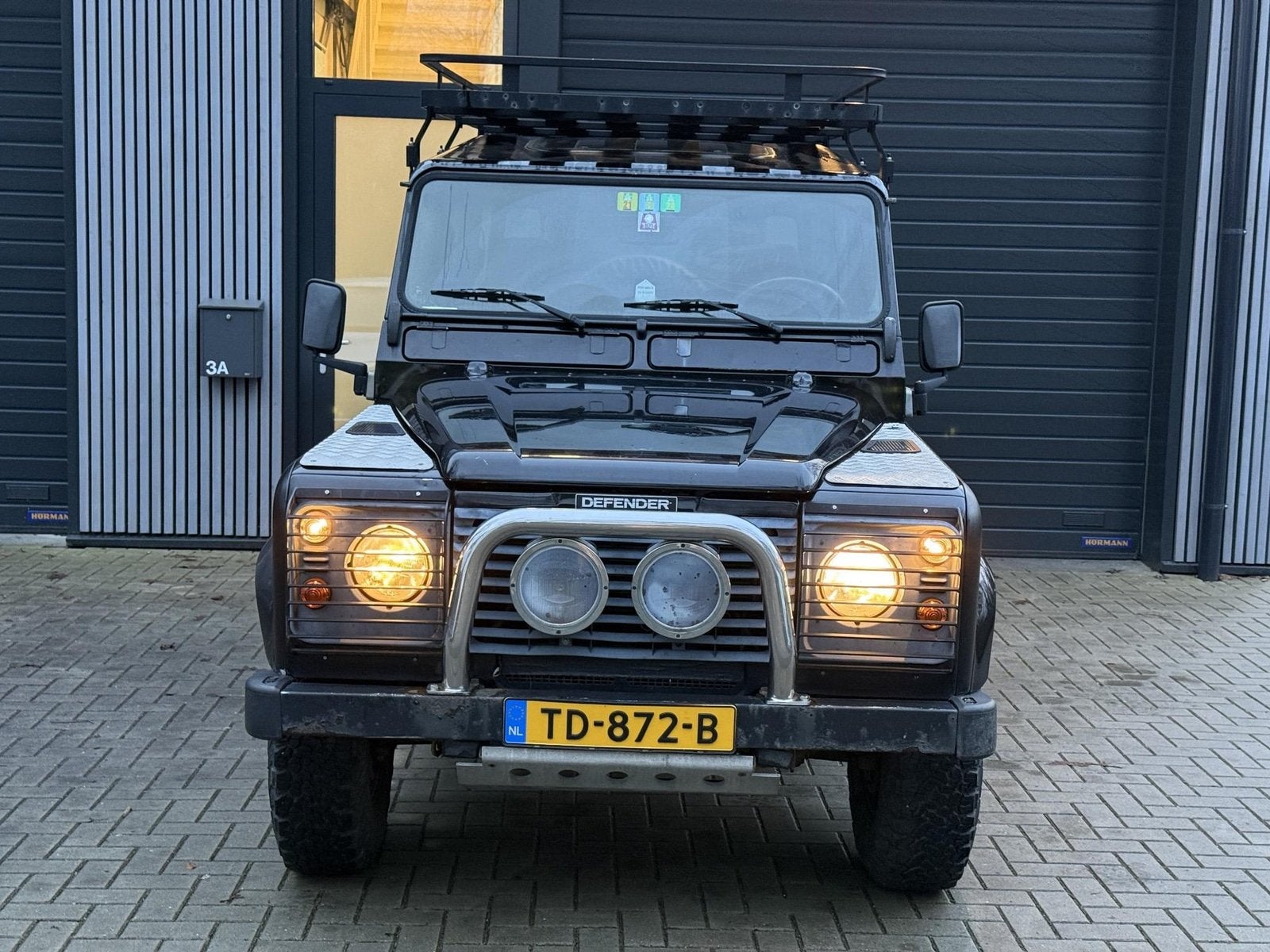 Land Rover Defender 2.5 110 Td5 County (bj 2000), foto 9