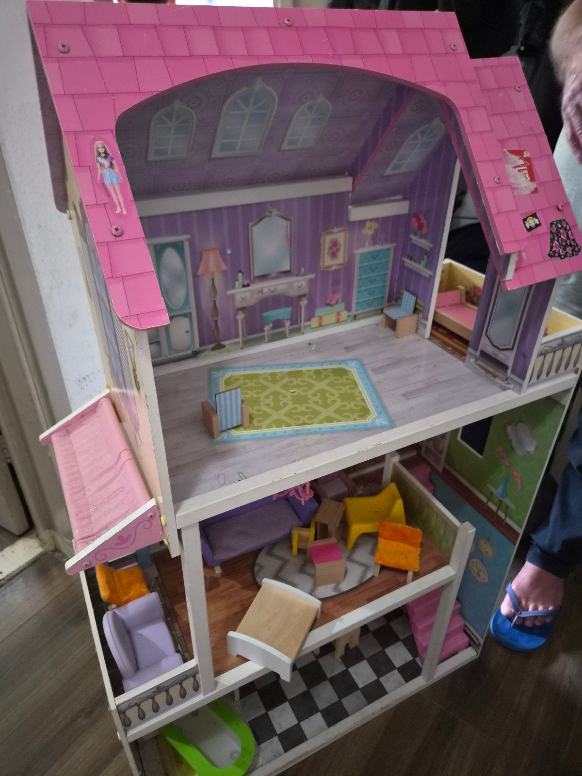 Groot Poppenhuis met Drie Verdiepingen en Meubels, Ophalen, Gebruikt, Poppenhuis