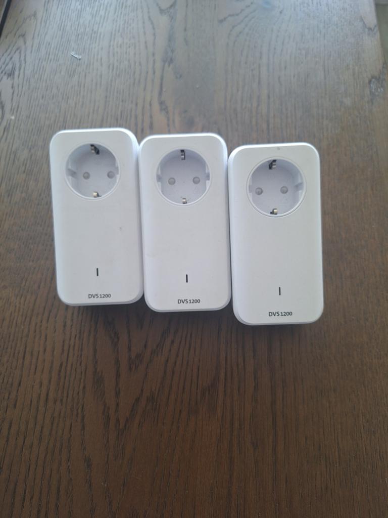 3x powerline adapter, Computers en Software, WiFi-versterkers, Ophalen, Onbekend., Zo goed als nieuw, Devolo