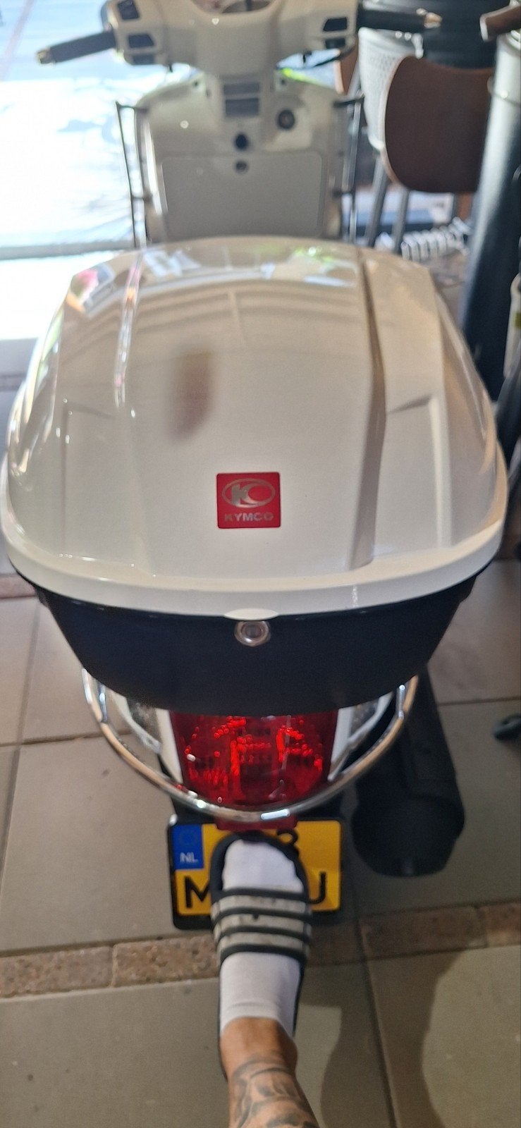 Kymco Like  topkoffer - Zo goed als nieuw, Fietsen en Brommers, Scooters | Kymco, Ophalen, Zo goed als nieuw, Benzine, Like
