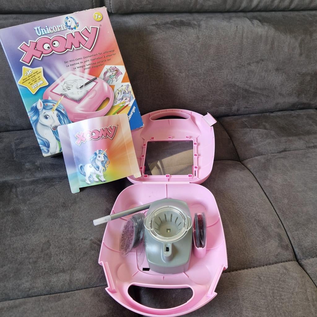Xoomy tekenset allerlei kaartjes (geen unicorn!), Ophalen of Verzenden, Gebruikt, Knutselen, Met licht