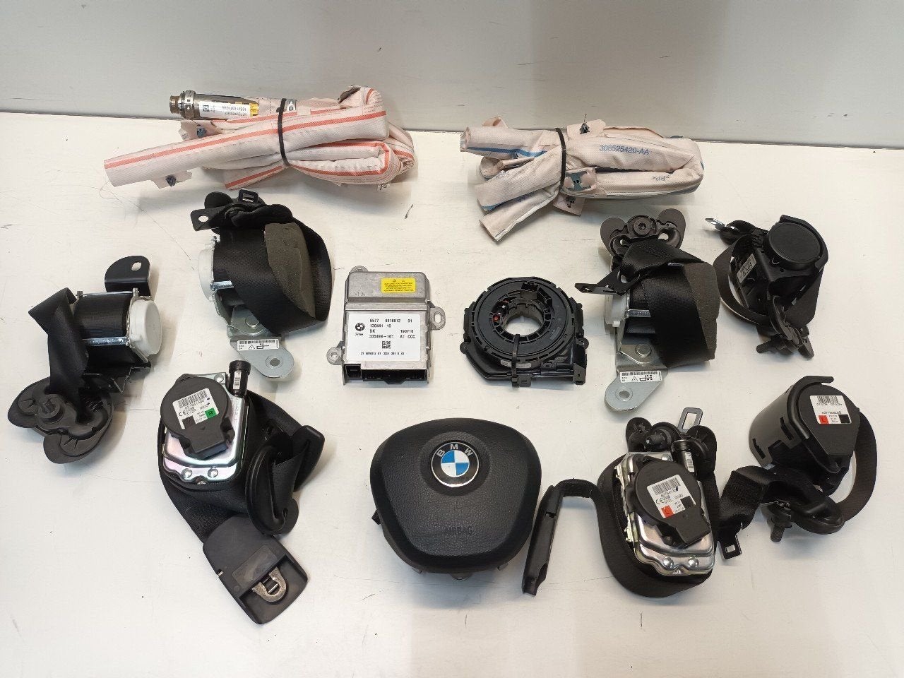 Airbag set BMW 2 serie, Onderdelen@venauto.nl, Van der Ven Autorecycling B.V., Gebruikt, Ettenseweg 76, 4706 PB Roosendaal, The Netherlands