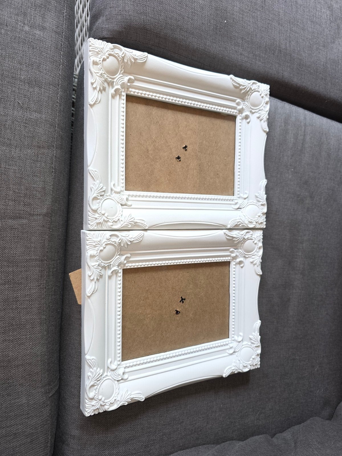 Set van 2 witte fotolijsten, barokstijl, Kunststof, Gebruikt, Hangend, Ophalen of Verzenden