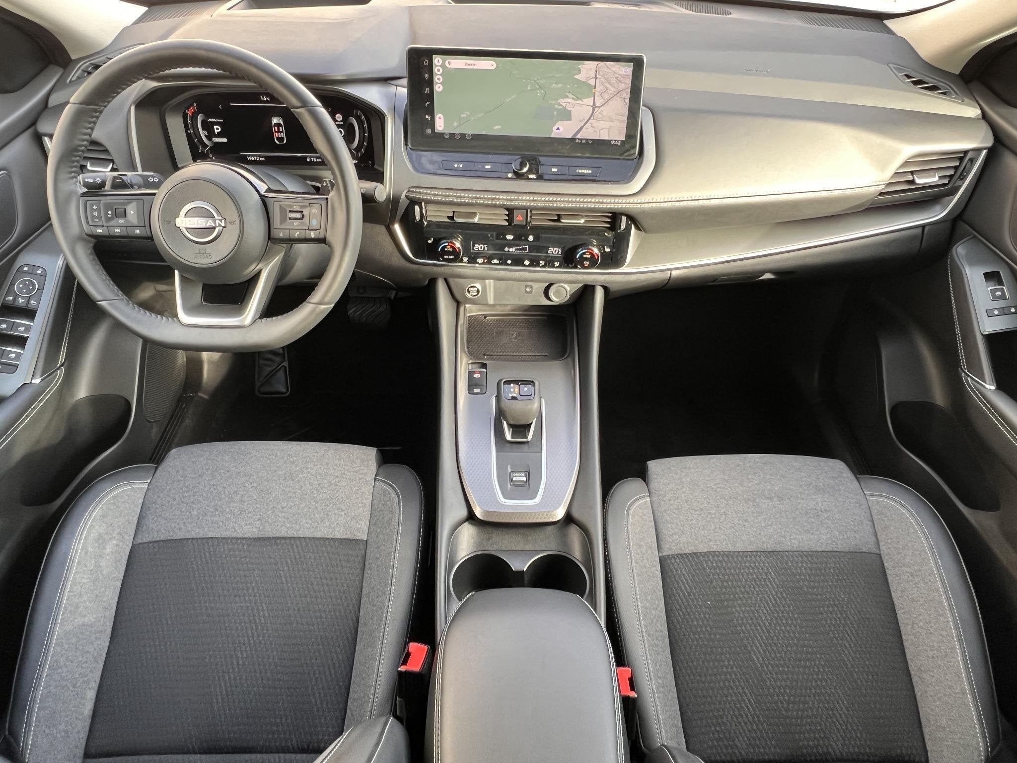 Nissan Qashqai 1.3 MHEV Xtronic N-Connecta / Fabrieksgaranti, Auto's, 4 cilinders, Leder en Stof, Wit, Bedrijf