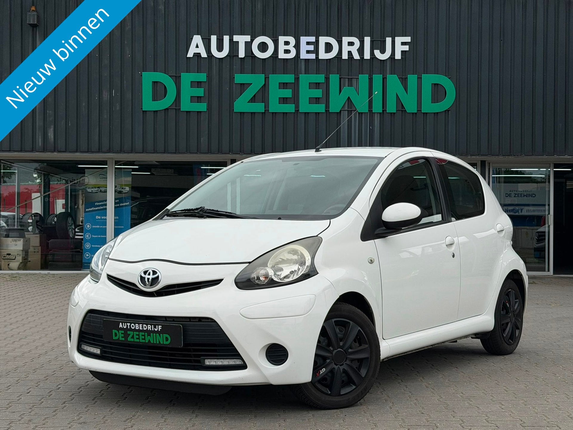 Toyota Aygo 1.0 VVT-i Comfort|Apple Carplay|Airco, Auto's, Voorwielaandrijving, Euro 5, Gebruikt, 4 stoelen