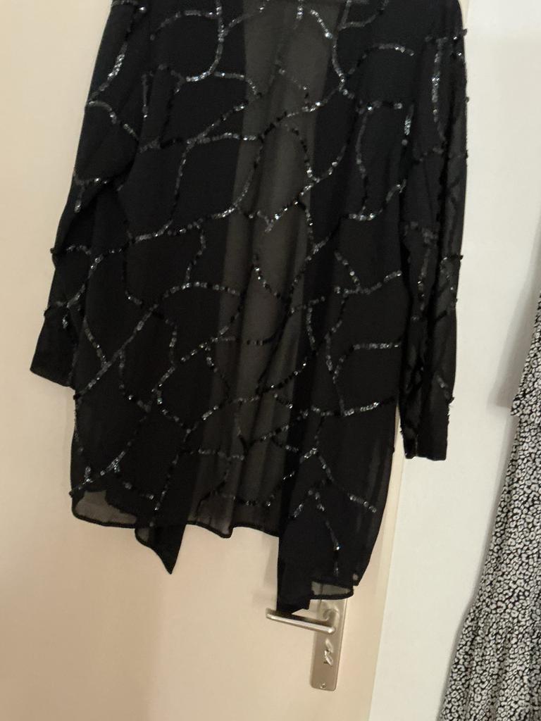 Zwart jurkje met pailletten vestje, Kleding | Dames, Jasjes, Kostuums en Pakken, Ophalen, Zo goed als nieuw