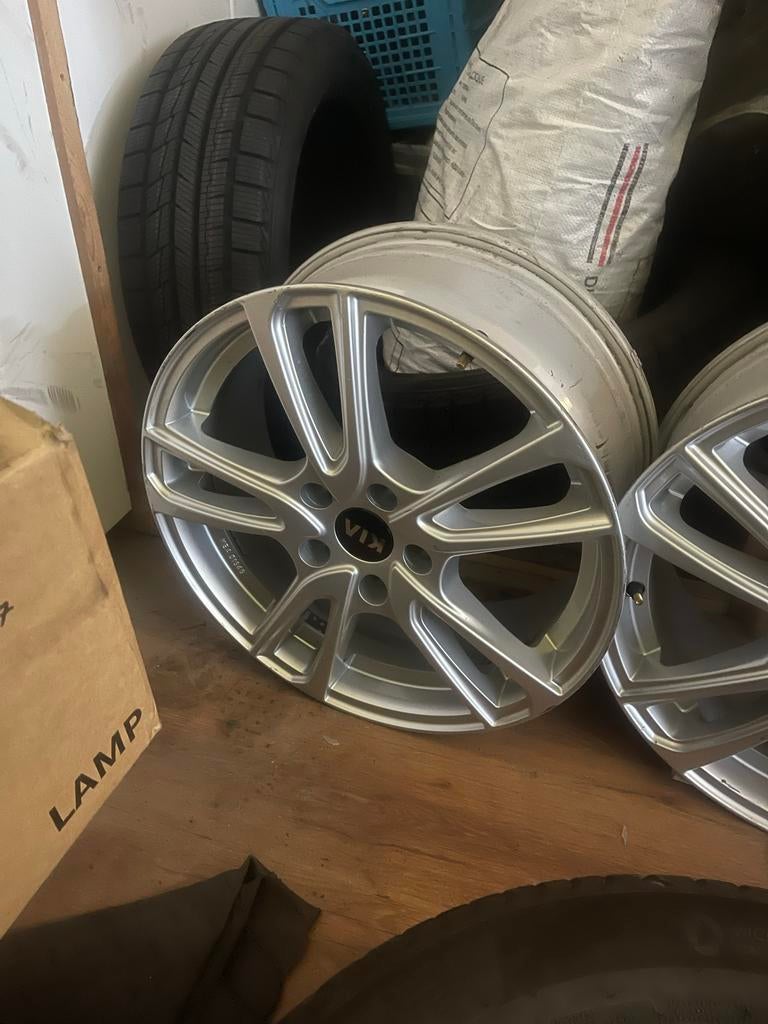Set van 4 originele Kia velgen - 17 inch, Gebruikt, Velg(en), 17 inch, Ophalen of Verzenden