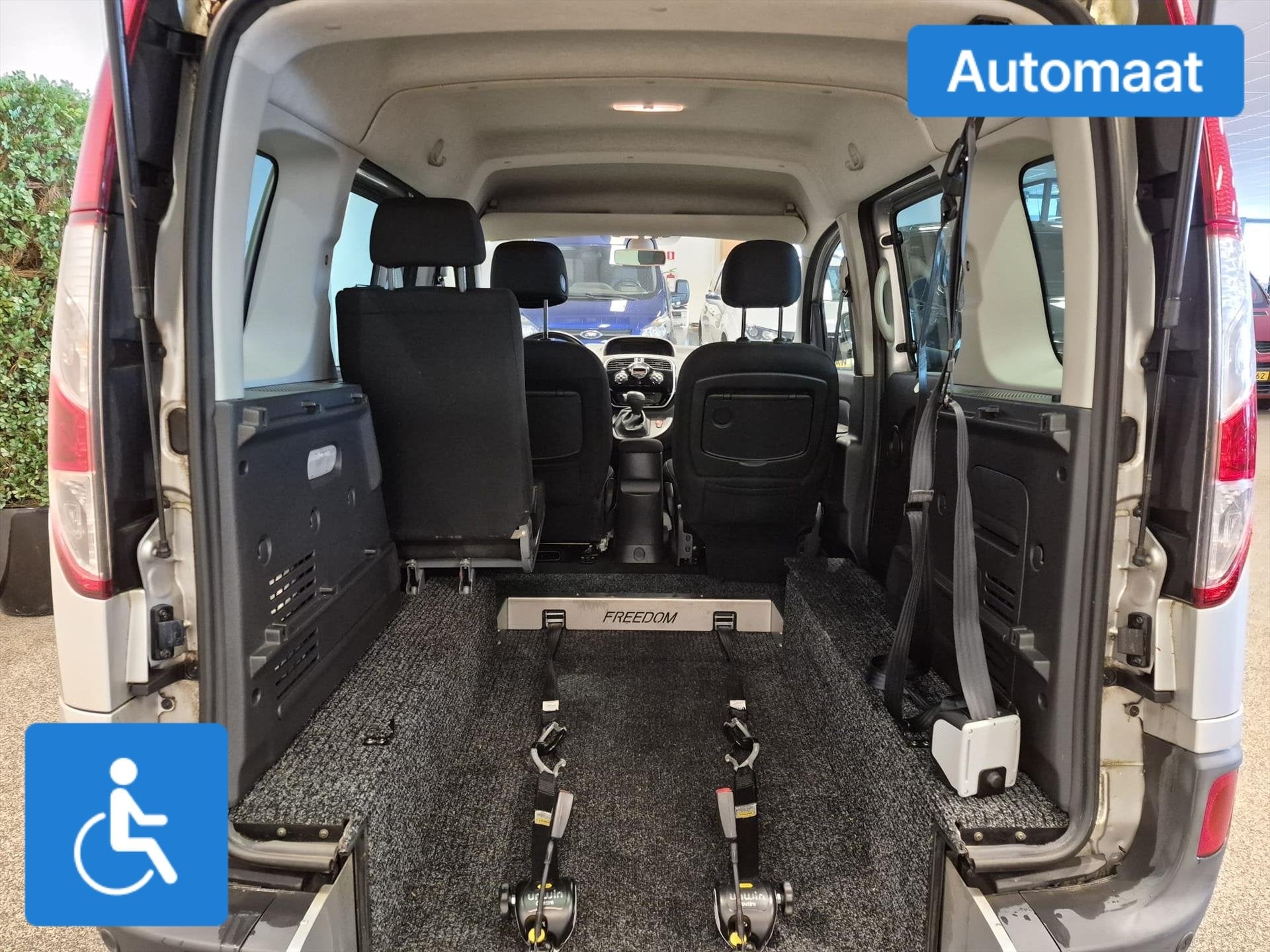 Renault Kangoo Rolstoelauto Automaat XXL-Ombouw 150cm binnen, 12 maanden, Gebruikt, Kangoo, 1377 kg