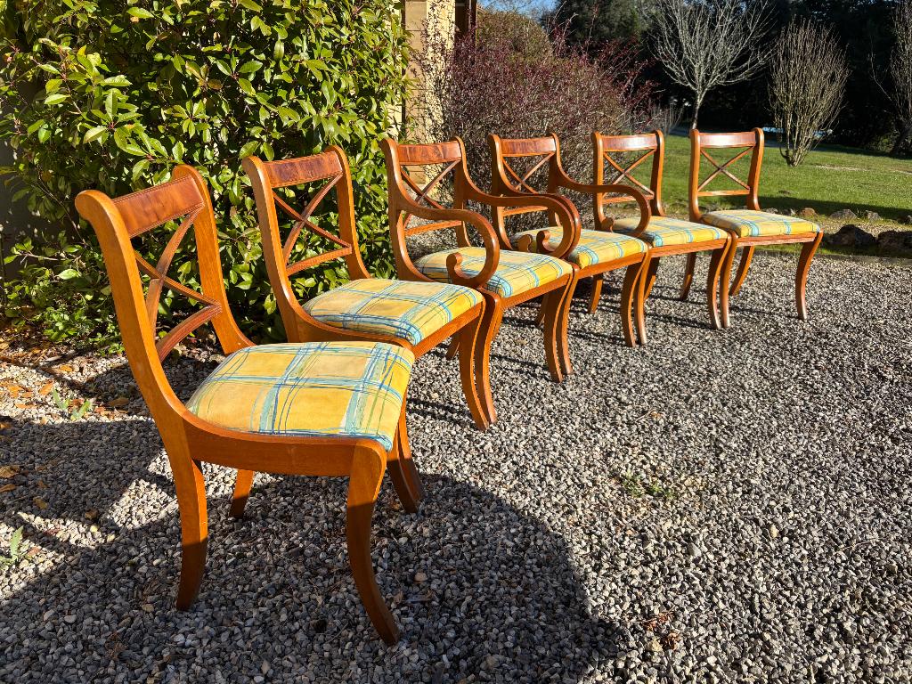 6 eetkamerstoelen, gratis, Huis en Inrichting, Stoelen, Ophalen, Gebruikt, Bruin, Klassiek
