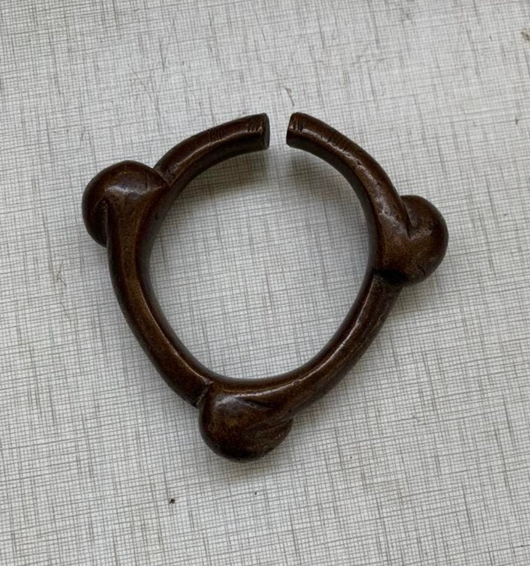 antieke Afrikaanse bronzen manchetarmband, die mogelijk, Sieraden, Tassen en Uiterlijk, Verzenden, Brons, Armband