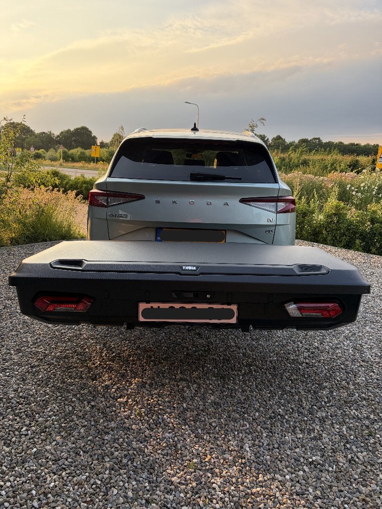 Thule Arcos XL (450L) trekhaakkoffer te huur - Tilburg, Ophalen, Zo goed als nieuw