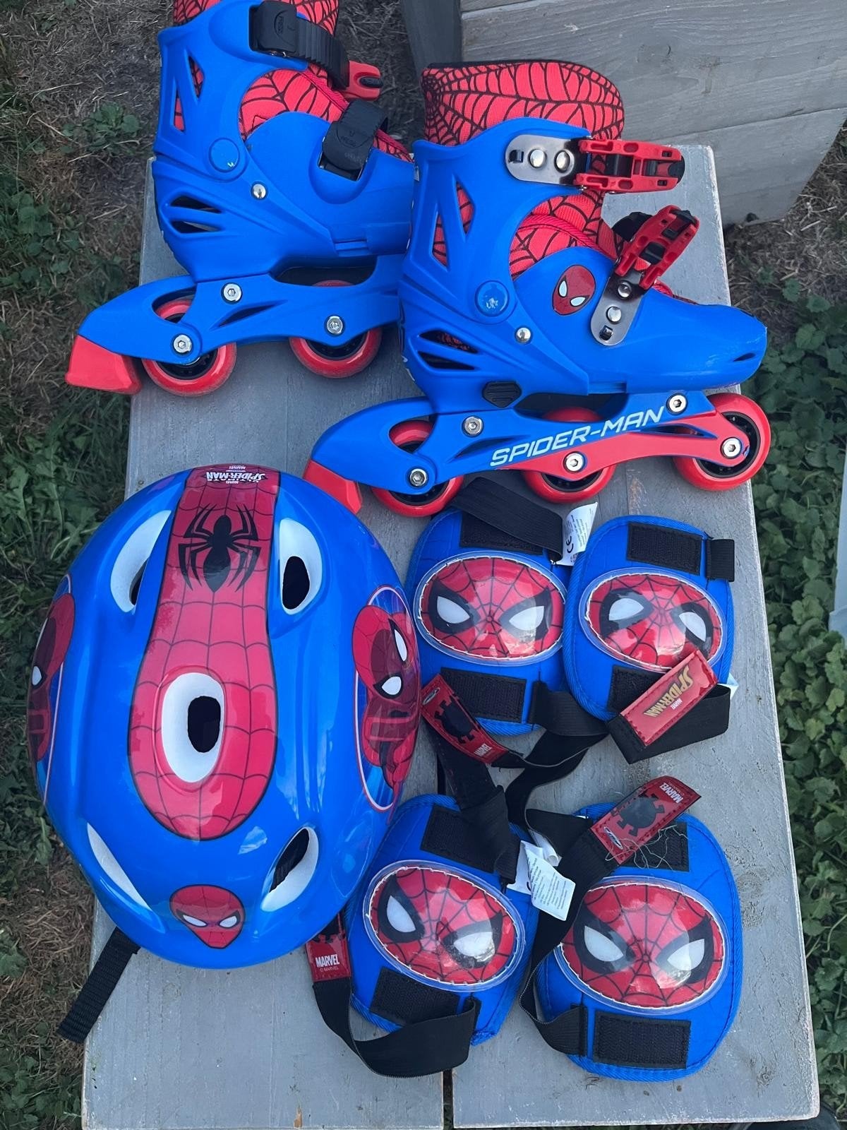 Spiderman Skeelerset met helm en beschermers, Overige merken, Verstelbaar, Kinderen, Ophalen of Verzenden