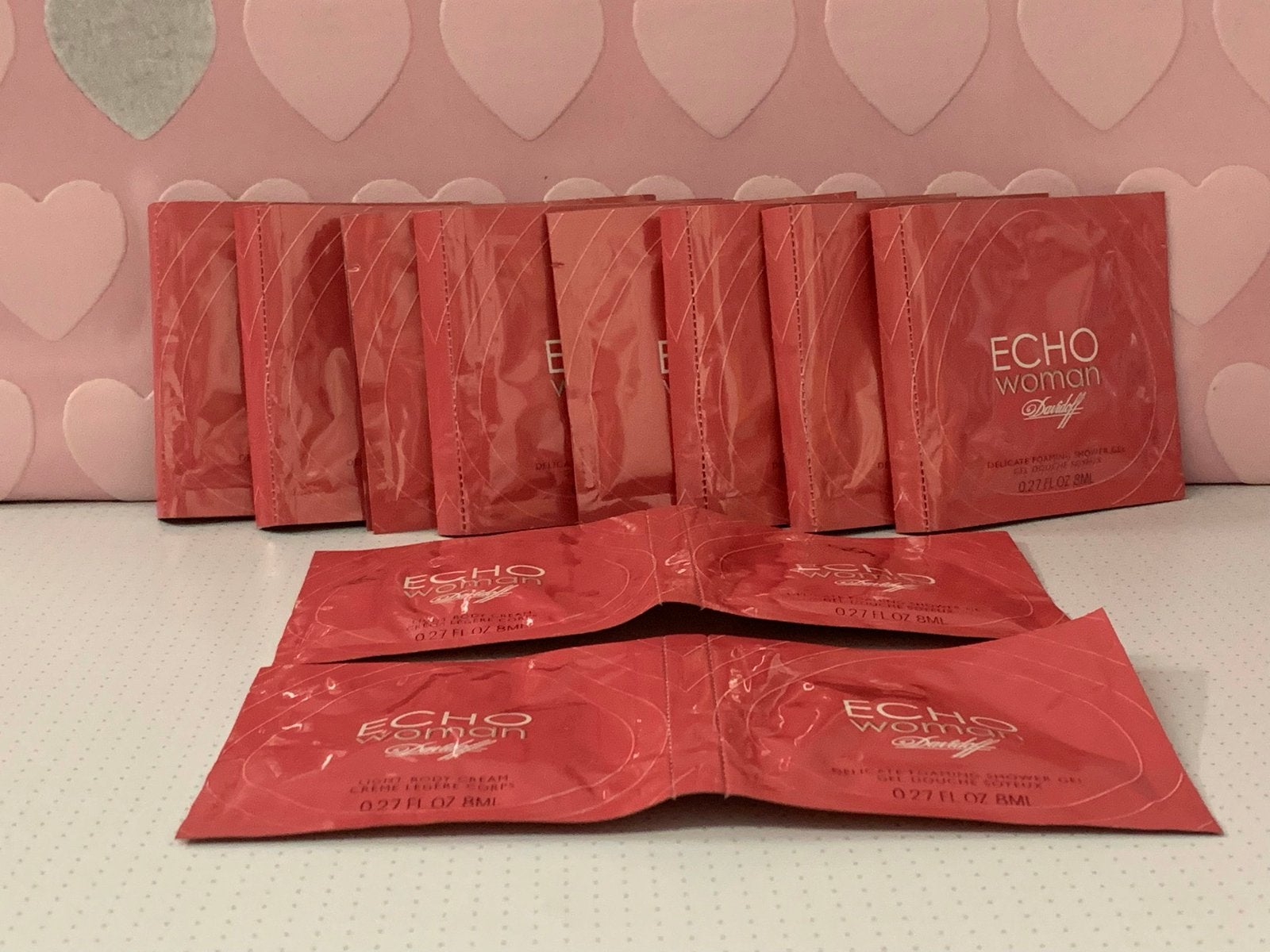 Davidoff echo woman 8ml light body cream 10 x 8ml shower gel, Ophalen of Verzenden, Nieuw, Bodylotion, Crème of Olie