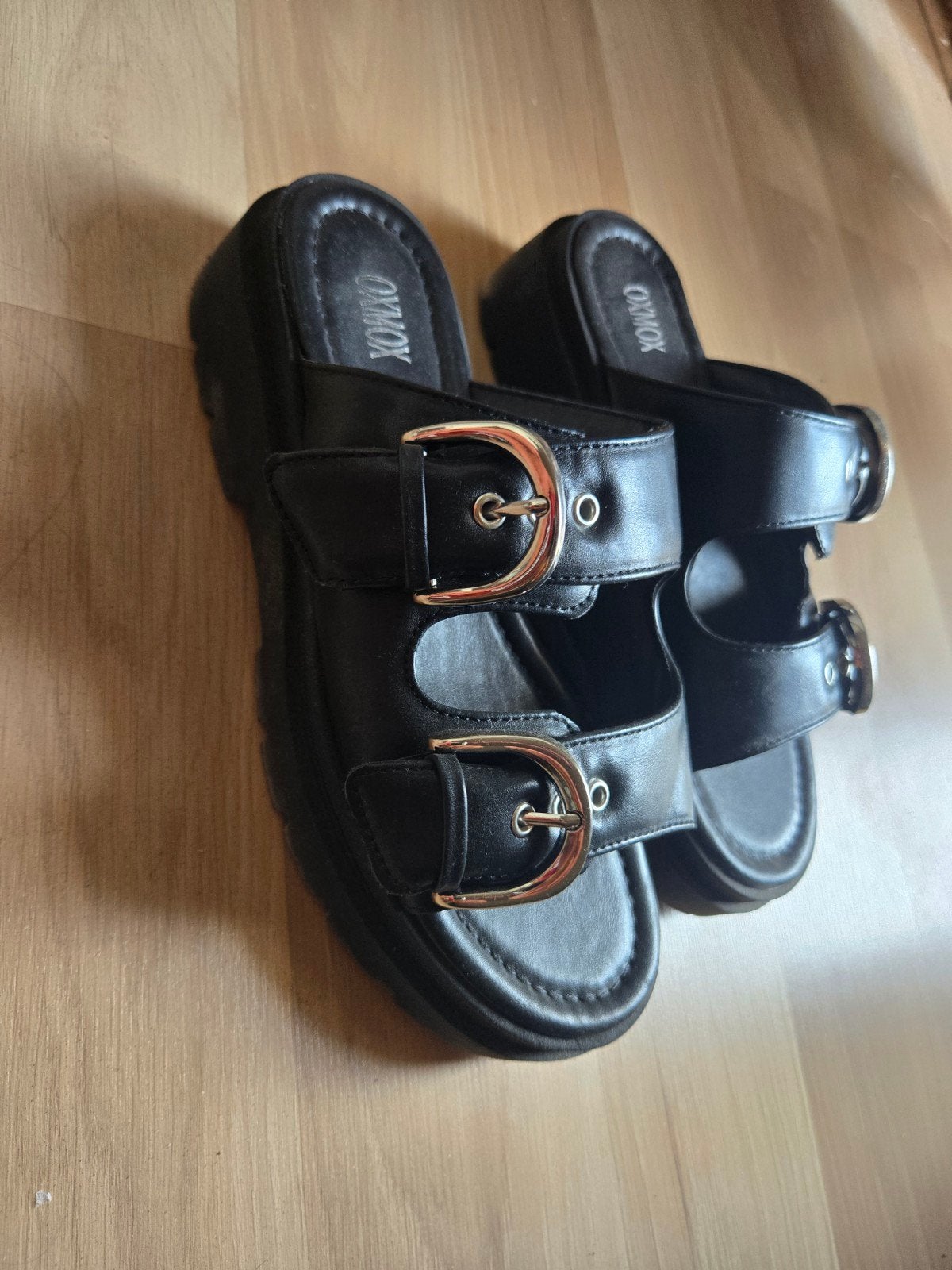 Oxmox zwarte sandalen met gespen maat 37, Oxmox, Zwart, Zo goed als nieuw, Sandalen of Muiltjes