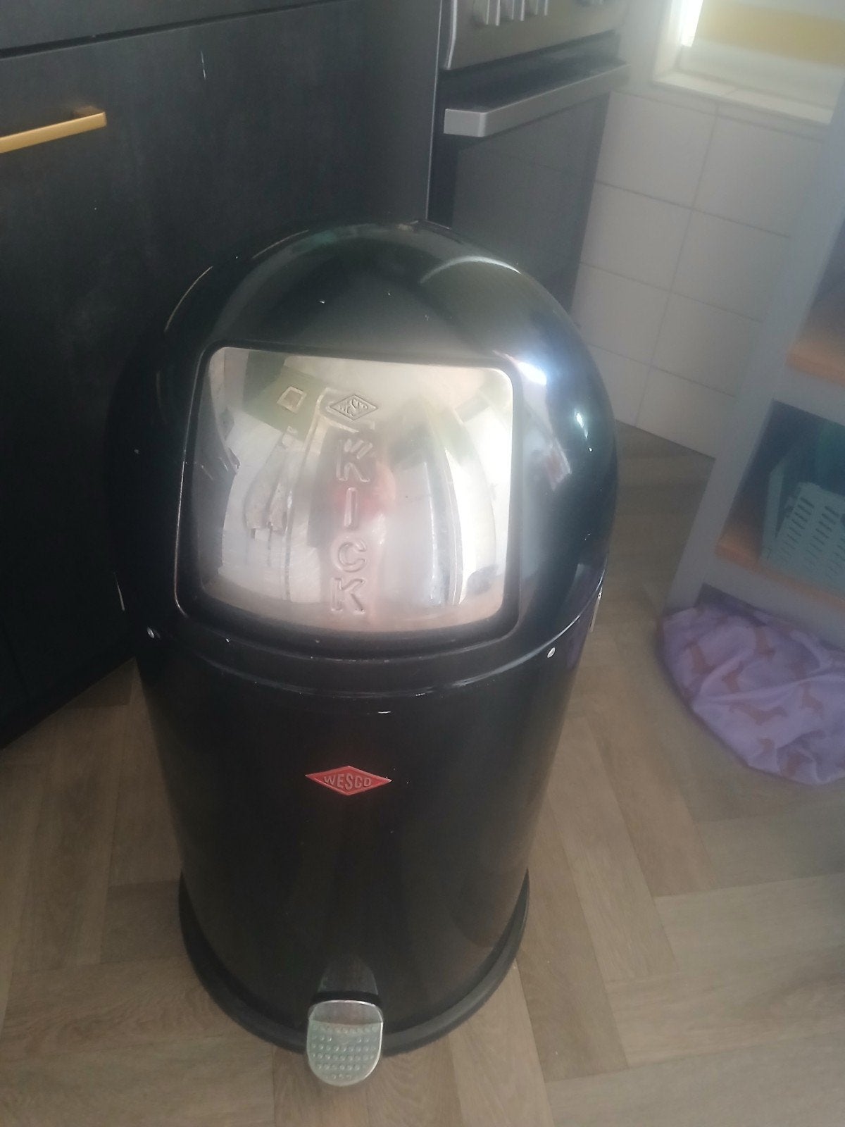 Wesco pushboy zwart 60 liter, Huis en Inrichting, Woonaccessoires | Prullenbakken, Ophalen, Gebruikt, Met pedaal, 40 liter of meer