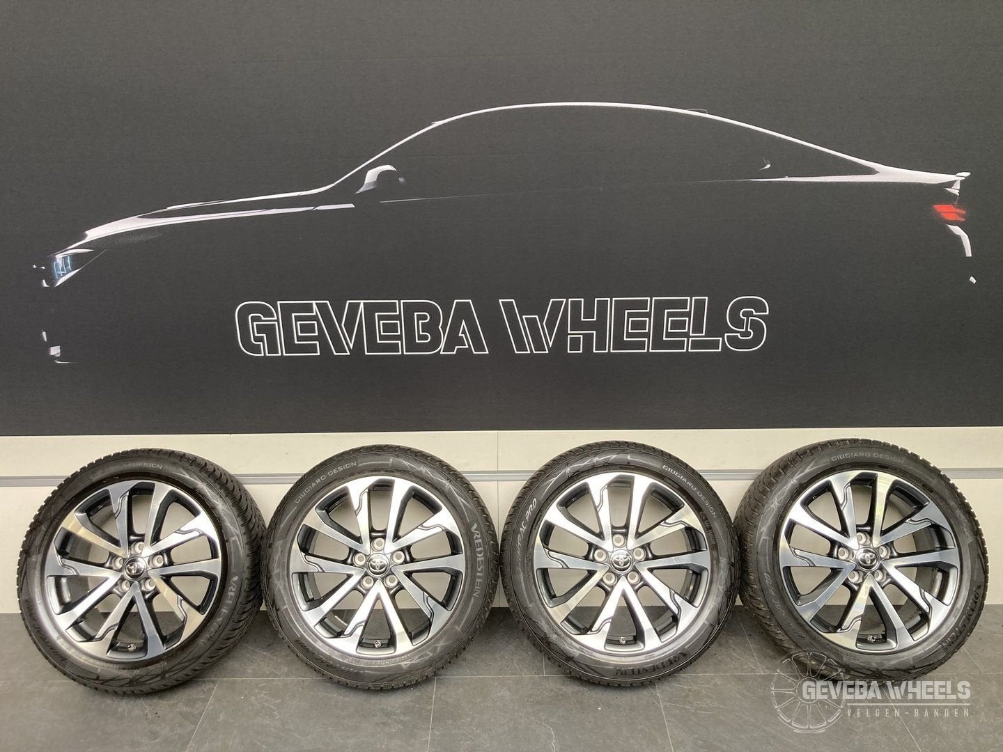 18” originele Toyota Corolla Cross velgen + winterbanden CJR, 18 inch, Gebruikt, -, -