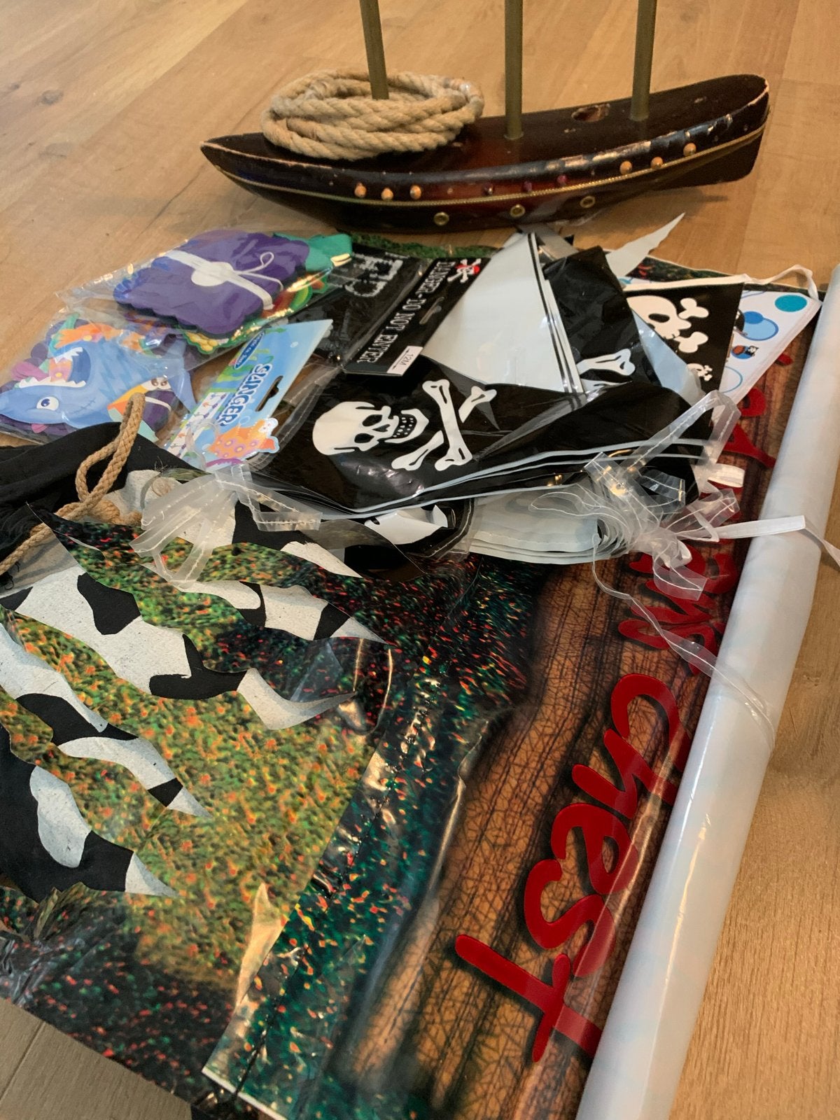 Piraten Feestpakket: Decoratie en Accessoires, Ophalen of Verzenden, Gebruikt, Feestartikel, Overige