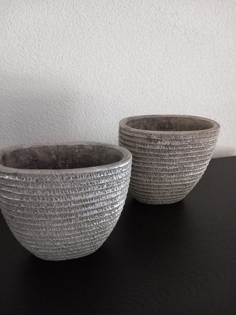 2 bloempotten van het merk PTMD, Tuin en Terras, Ophalen, Gebruikt, Binnen, Overige vormen