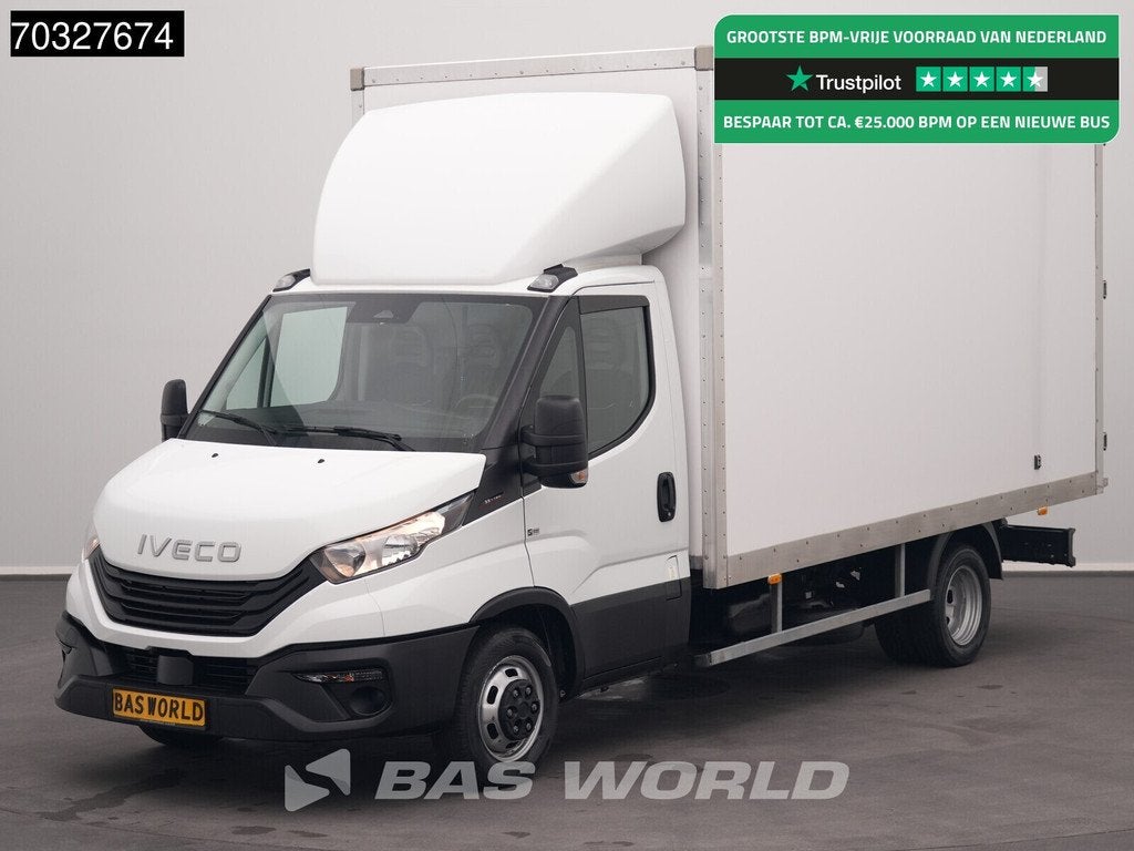 Iveco Daily 35C16 3.0L NEW MODEL Achterdeuren Dubbellucht Ba, Auto's, Stof, Gebruikt, Euro 6, 4 cilinders