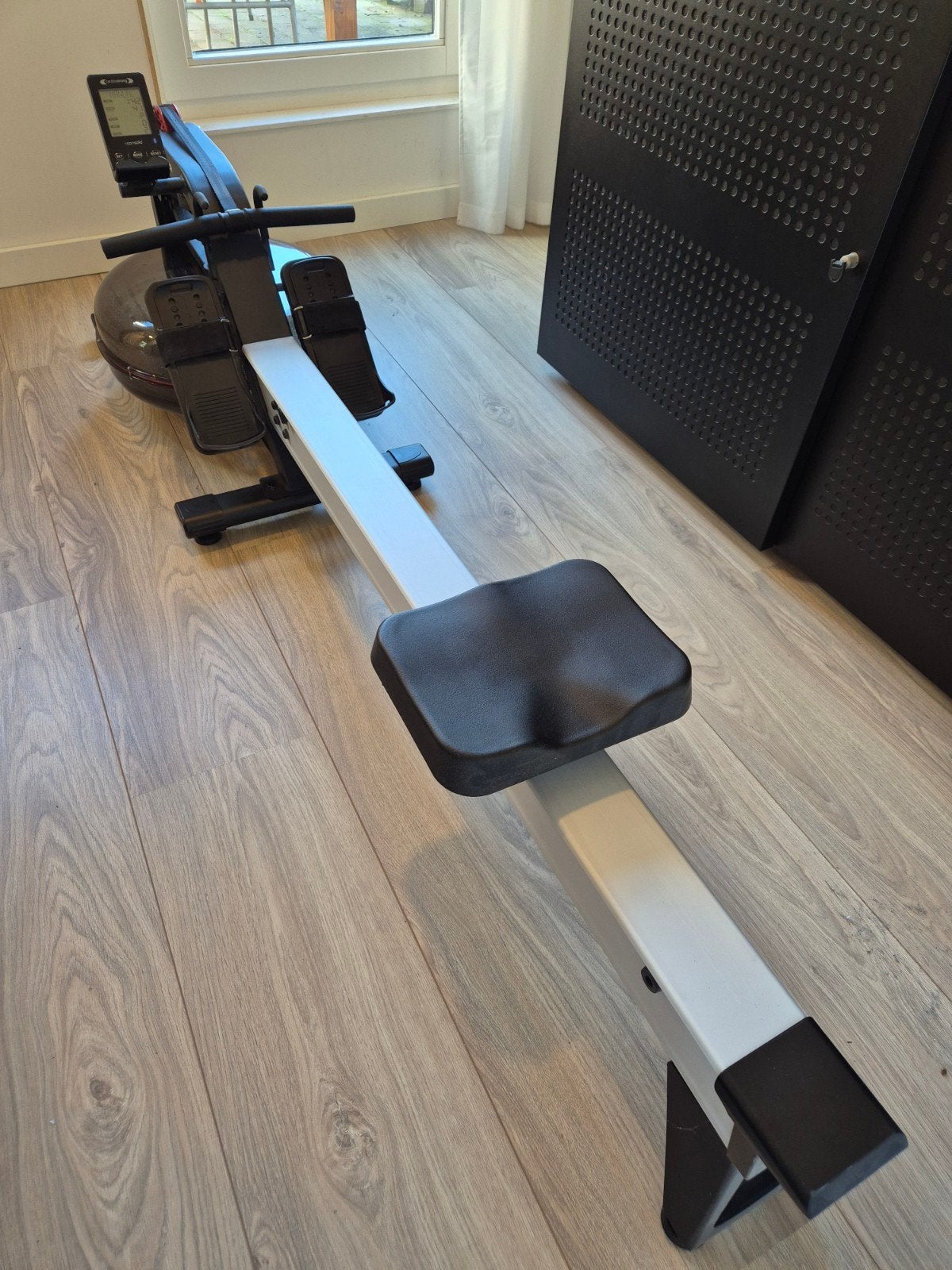 Cardiostrong Baltic Roeitrainer met waterweerstand, Ophalen, Benen, Zo goed als nieuw, Metaal