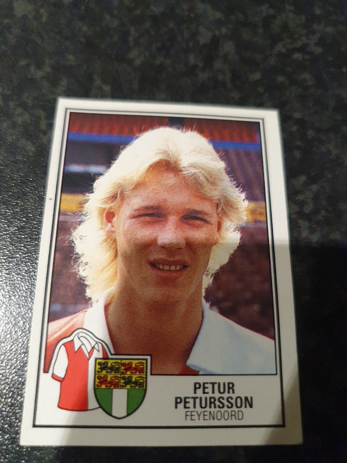 Panini Voetbal 85 - Nmr 93, Ophalen of Verzenden, Zo goed als nieuw, Sticker