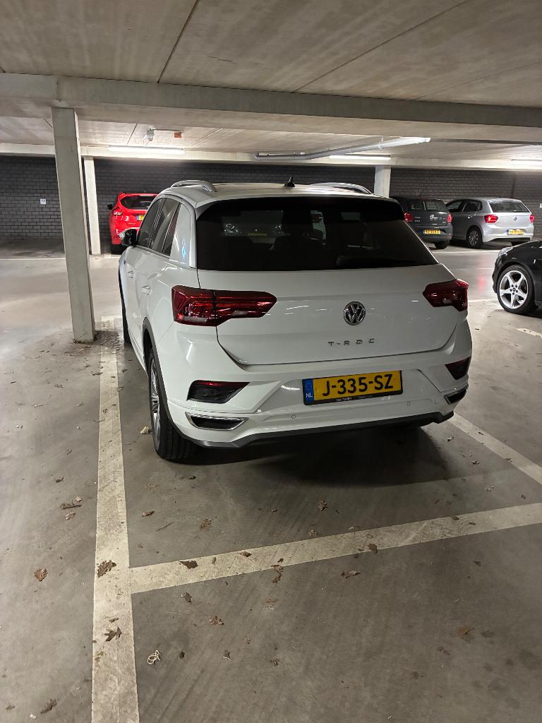 Volkswagen T-Roc  72000 km 1.0 TSI 115pk r-line  2019 Wit, Auto's, Voorwielaandrijving, 15 km/l, Wit, 115 pk