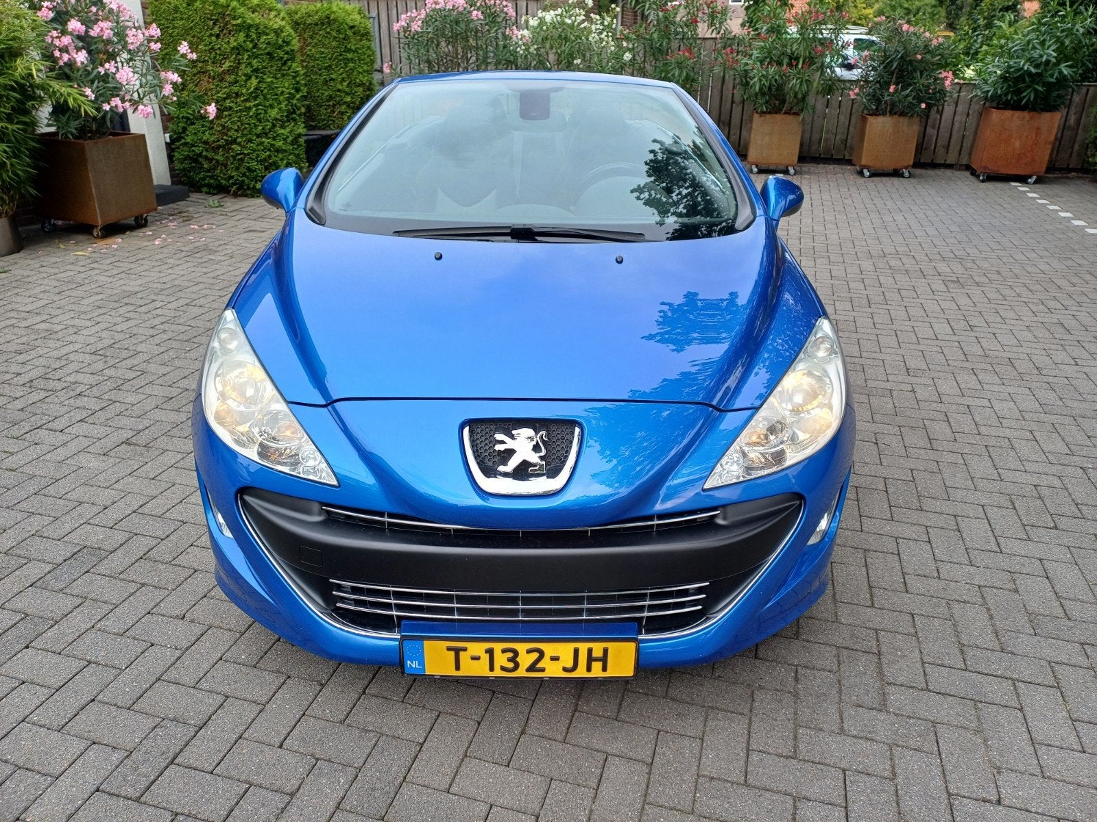 Peugeot 308 1.6 THP CC AUT 2010 Blauw 120000 km cabrio, Auto's, Particulier, 84 €/maand, 750 kg, Voorwielaandrijving