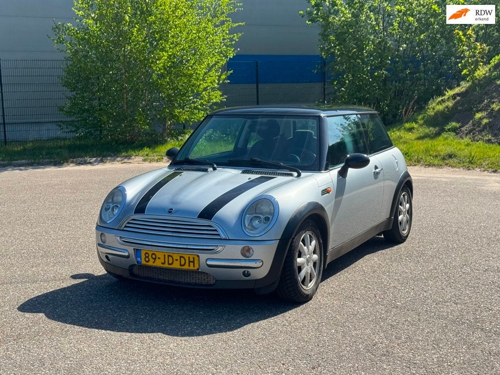 Mini Mini 1.6 Cooper Pepper - nieuwe APK, Voorwielaandrijving, 1025 kg, Gebruikt, 4 cilinders