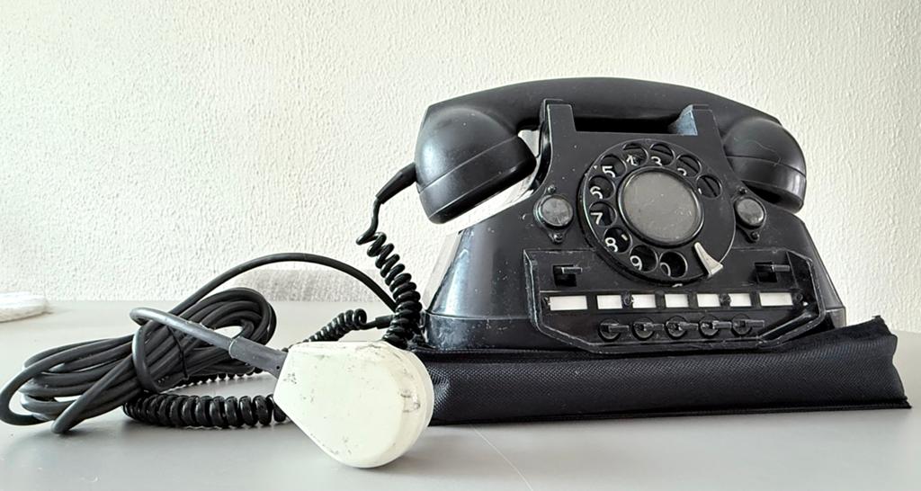 Antieke Bakelieten  PTT Telefoon centrale, Telecommunicatie, Vaste telefoons | Niet Draadloos, Ophalen of Verzenden, Gebruikt