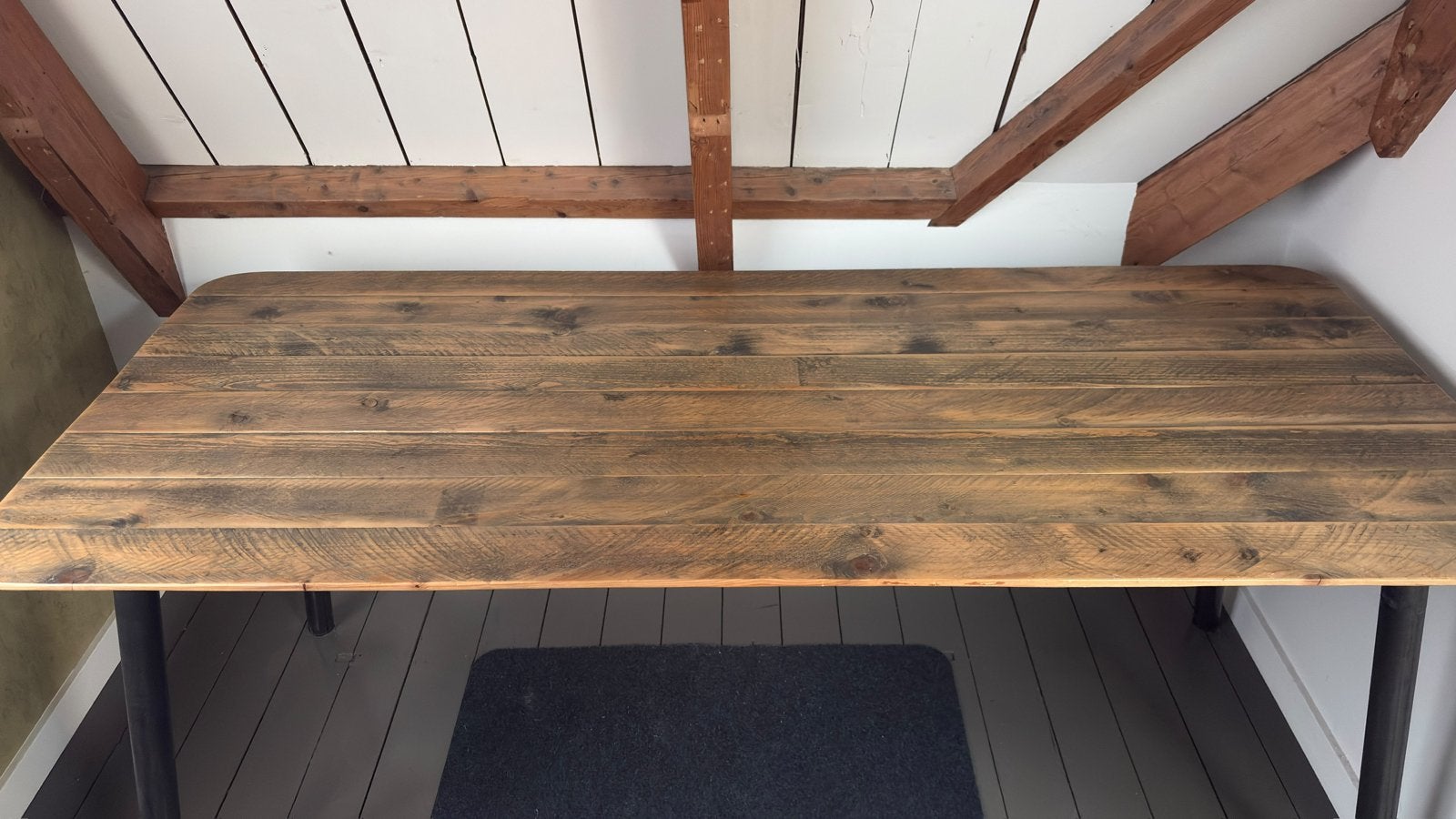 Robuuste houten tafel met metalen poten, Ophalen, 50 tot 100 cm, Zo goed als nieuw, 150 tot 200 cm