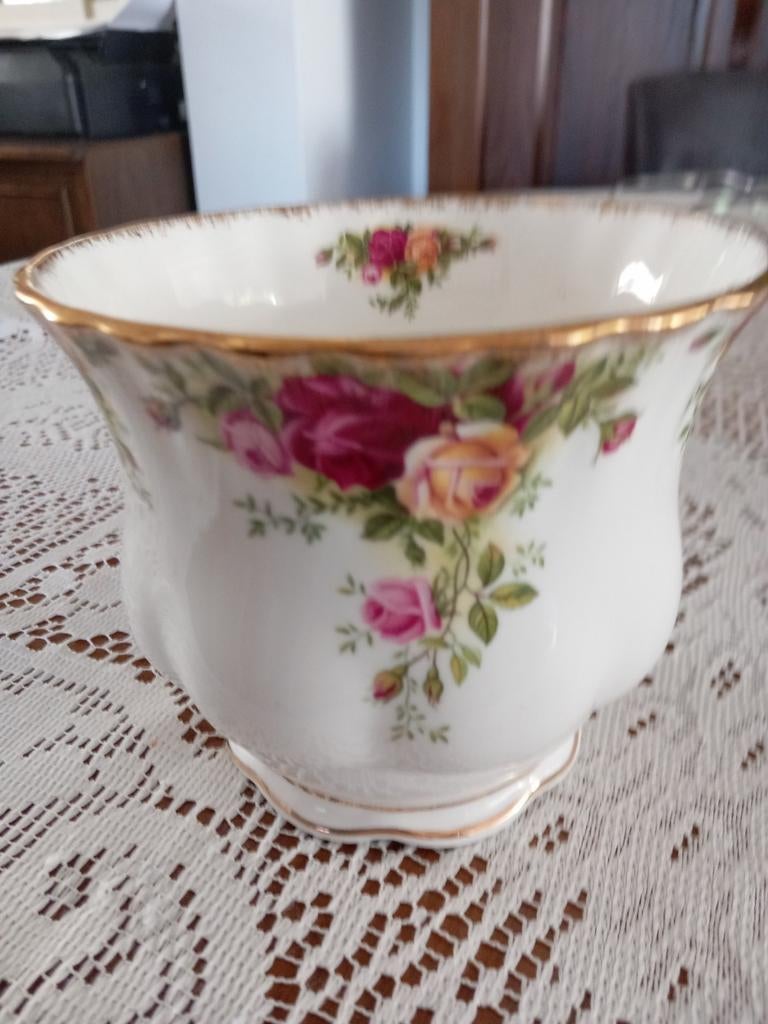 Royal Albert Old Contry Rose bloempot., Ophalen