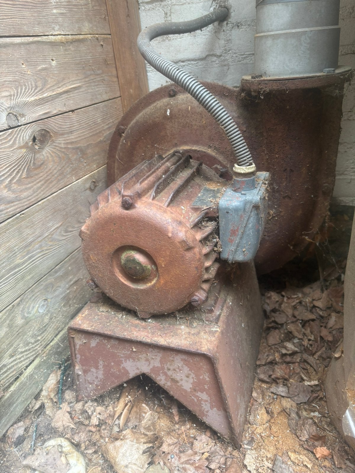 Oude industriële zaagselafzuiging houtstofafzuiger stofzuig, Ophalen, 70 mm of meer, Zo goed als nieuw, Lintzaag