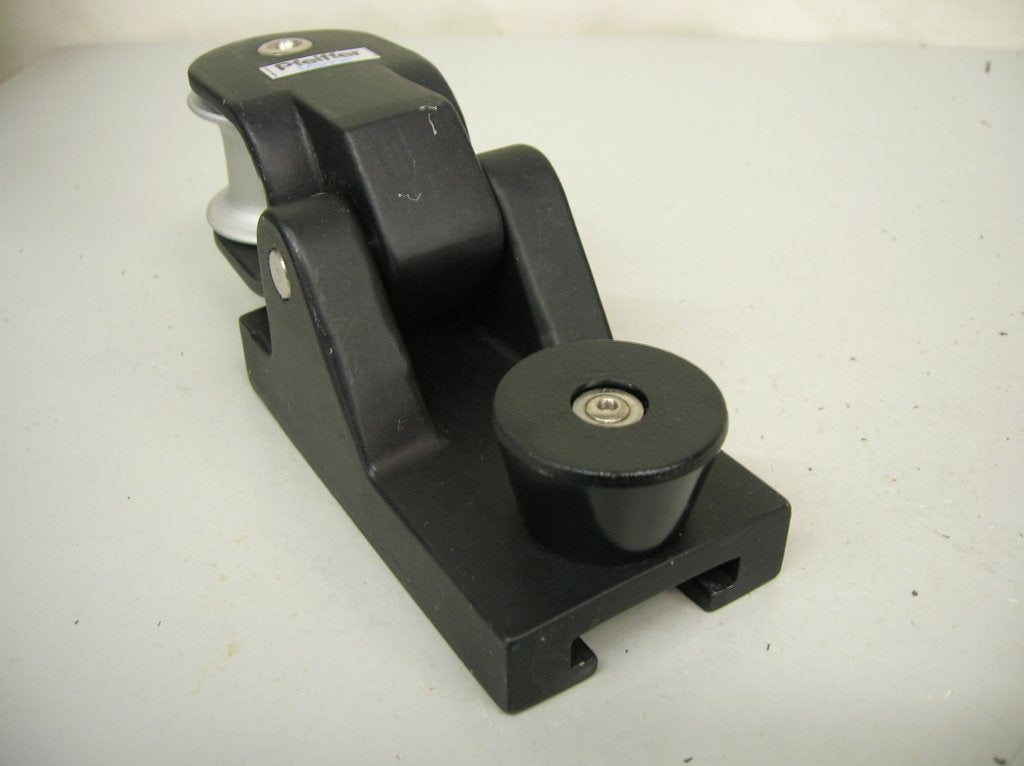 Pfeiffer Genuaslede met schijf voor T - rail 25 x 4 mm, Watersport en Boten, Accessoires en Onderhoud, Ophalen of Verzenden, Nieuw